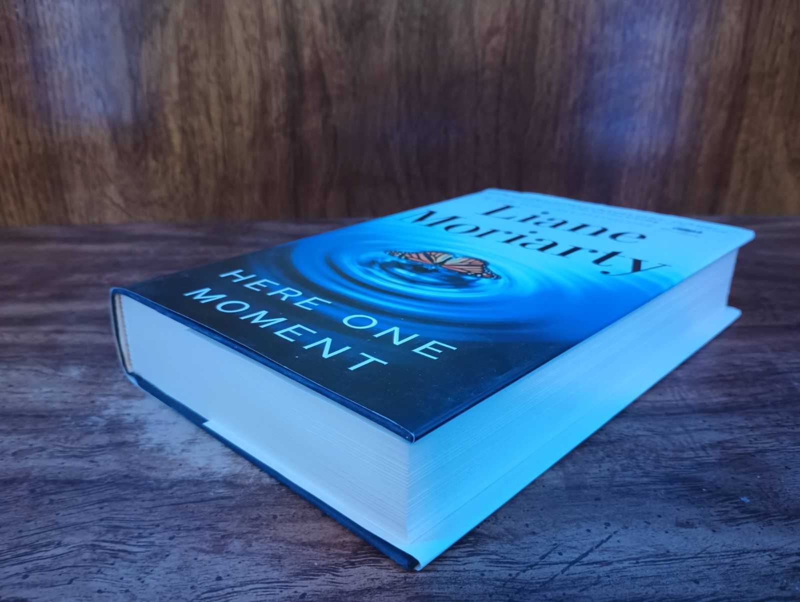 Here One Moment Liane Moriarty 2024 HC Psychological Thriller Women 512pp VG