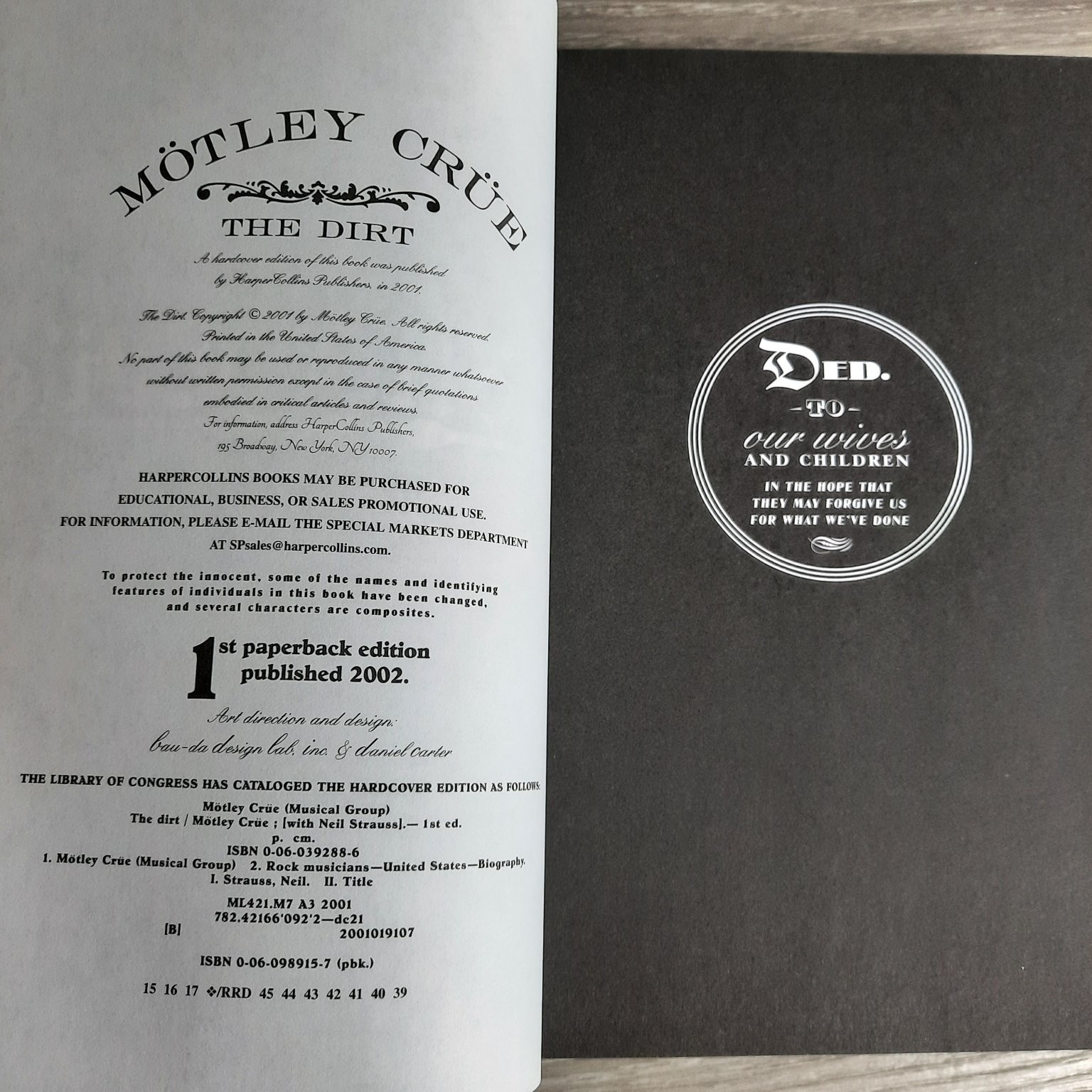 The Dirt Mötley Crüe Neil Strauss 2002 1st Paperback Rock Biography Dey St.