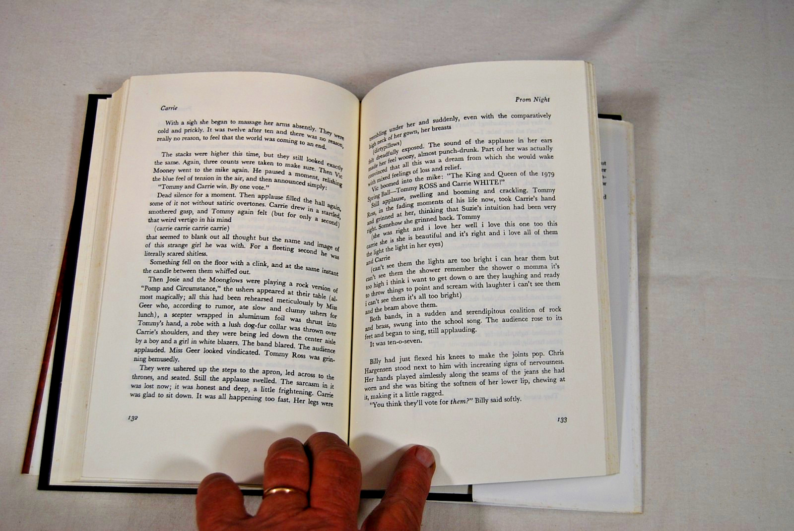 Carrie By Stephen King Hardcover 1974 1st Edition W/ Dust Jacket Doubleday
