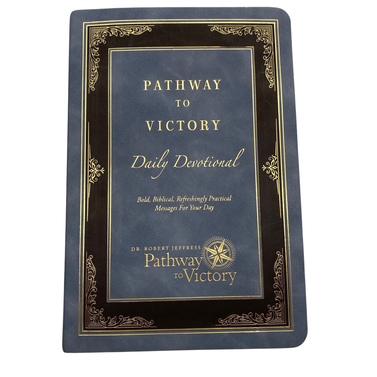 ✝️ Pathway To Victory Daily Devotional; Dr. Robert Jeffress, 2022, NASB