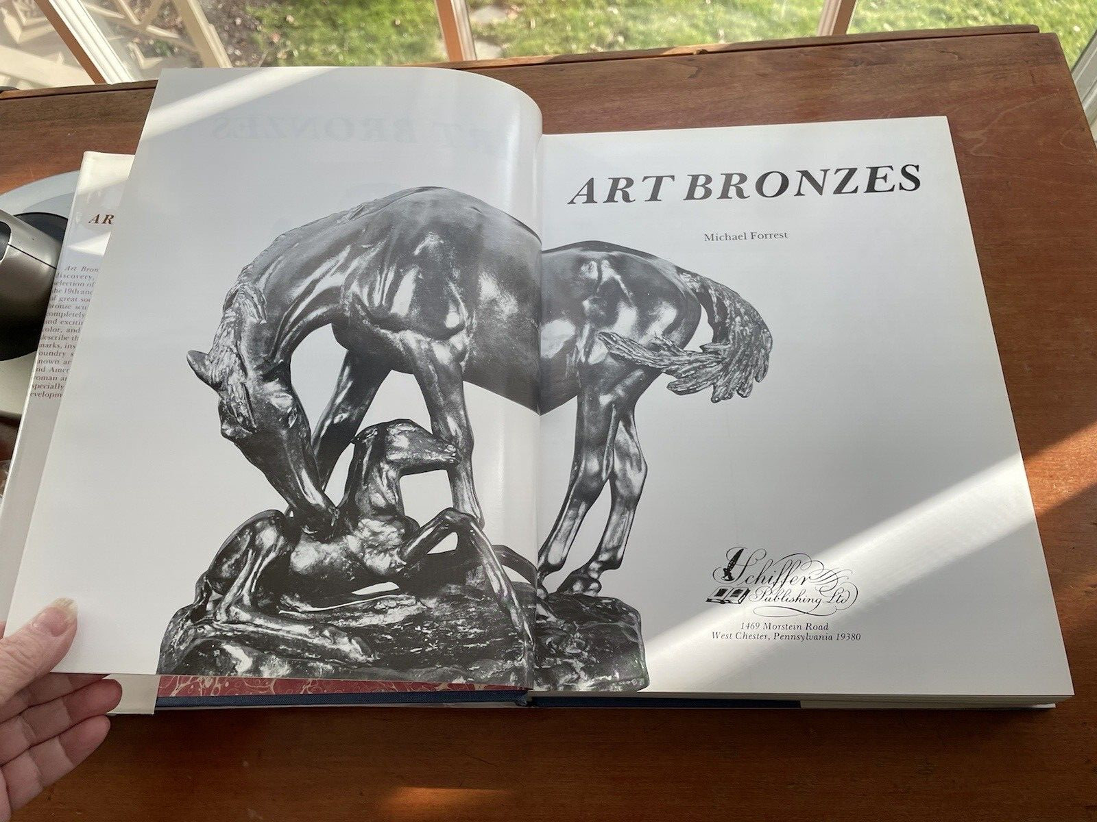 Art Bronzes by Michael Forrest (1997, Hardcover) Sculpture Statuary Book