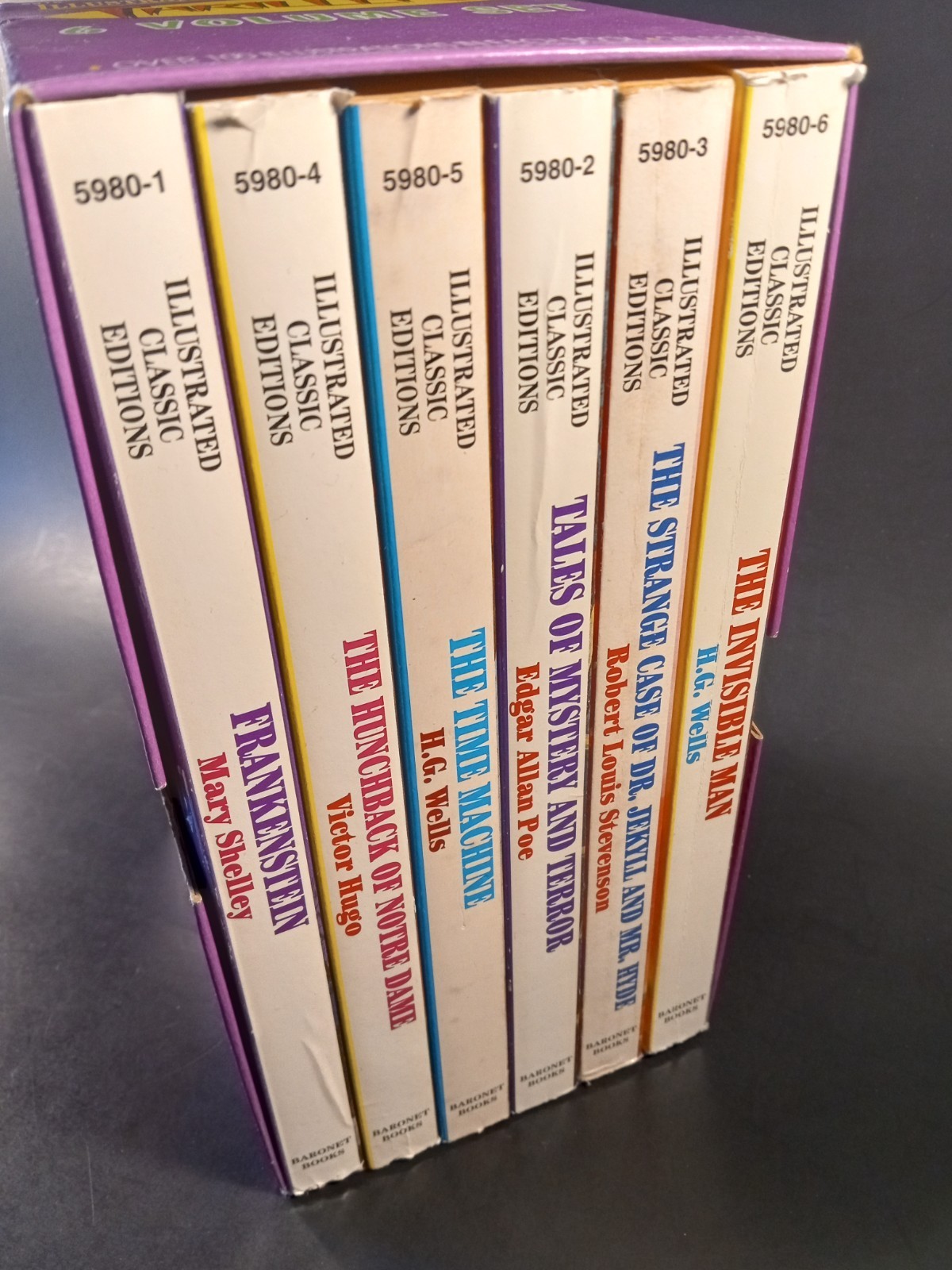 Vtg 1995 Illustrated Classic Editions Thrillers Horror 6 Volume Box Set