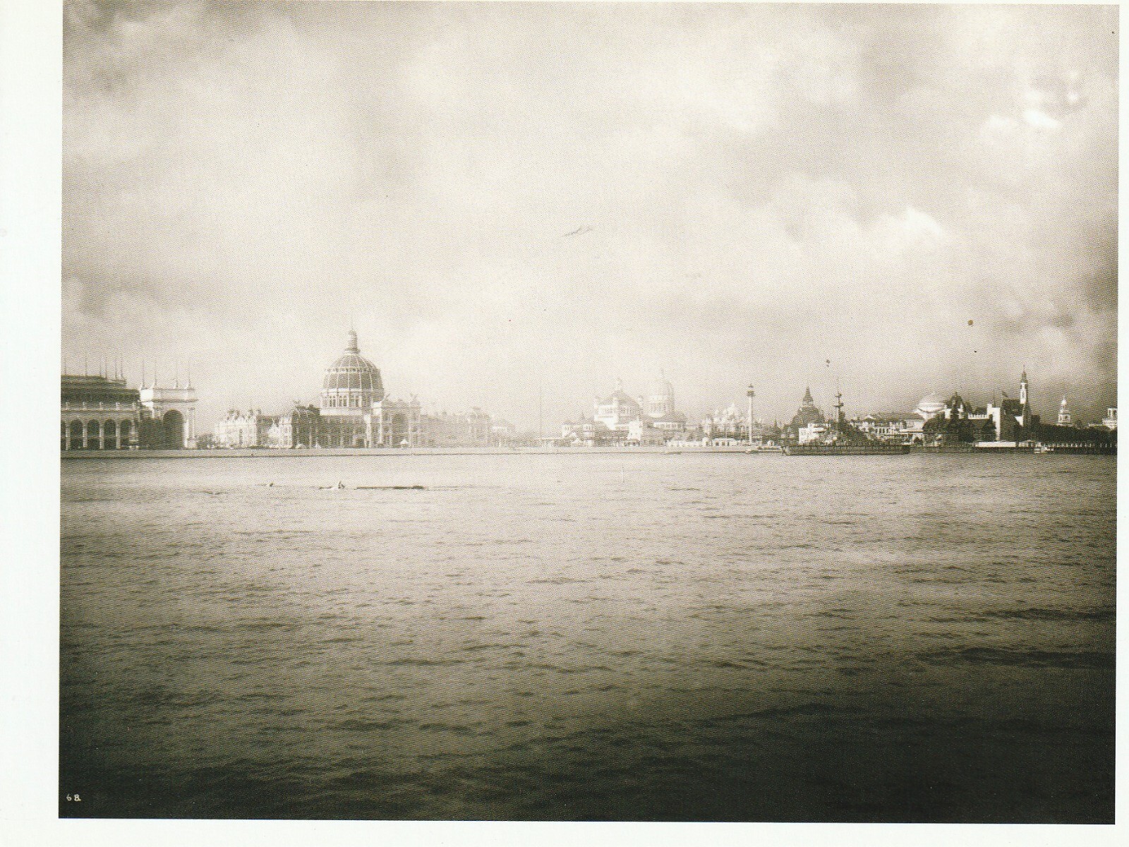 The White City: Chicago’s World’s Columbian Exposition 1893, Book of 30 Postcard