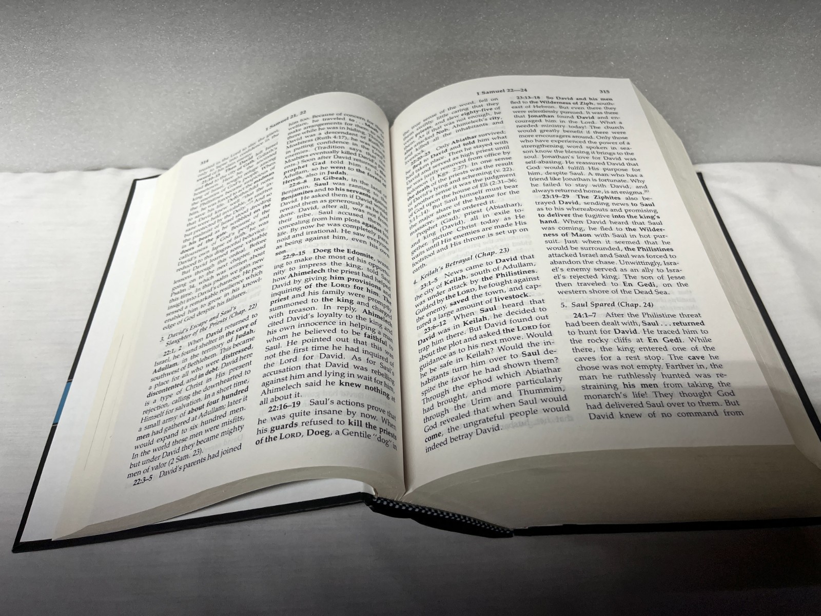 Believer’s Bible Commentary by William MacDonald (1995, Hardcover)
