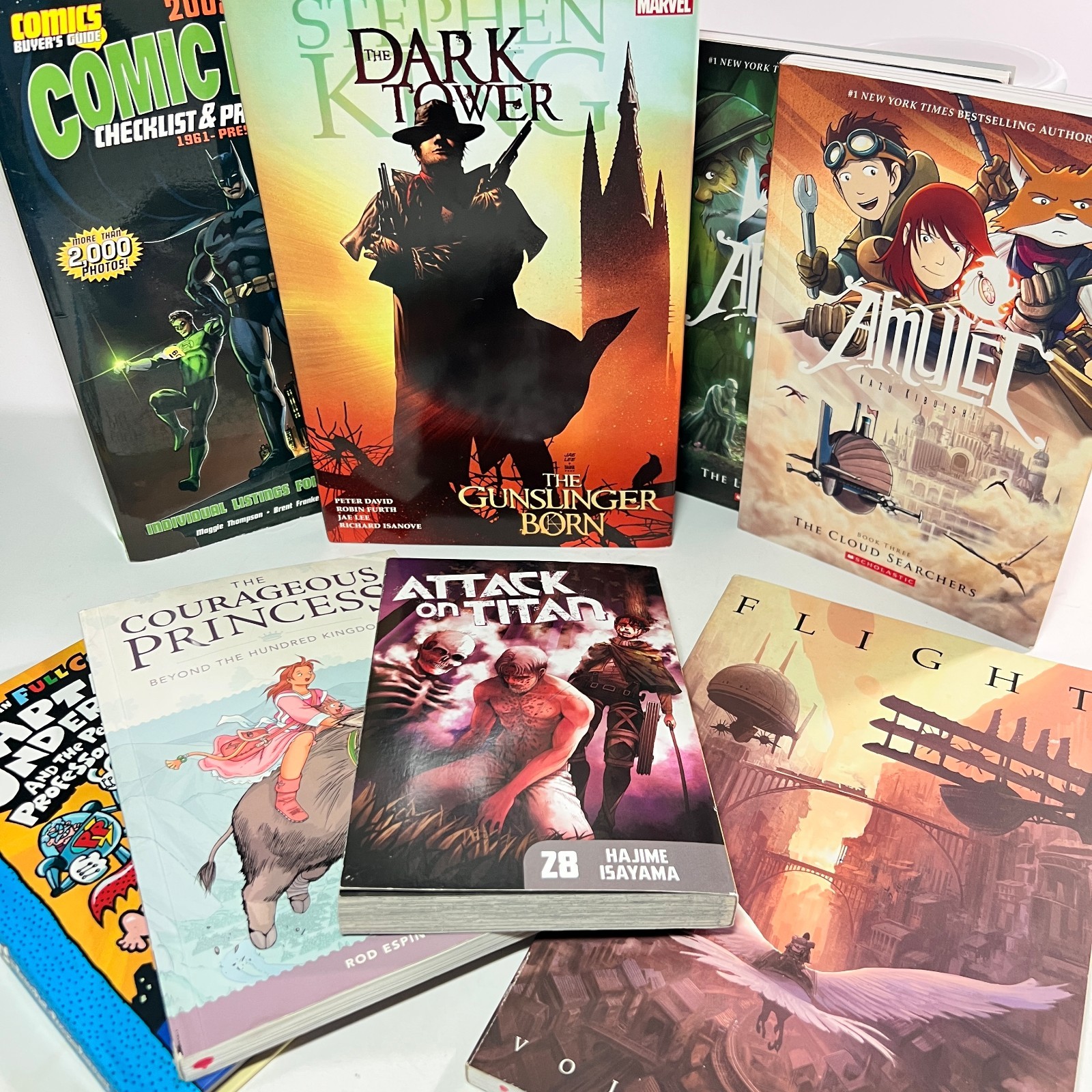 Comics Graphic Novel Manga Bundle x8 Amulet Attack on Titan Dark Tower Hardcover