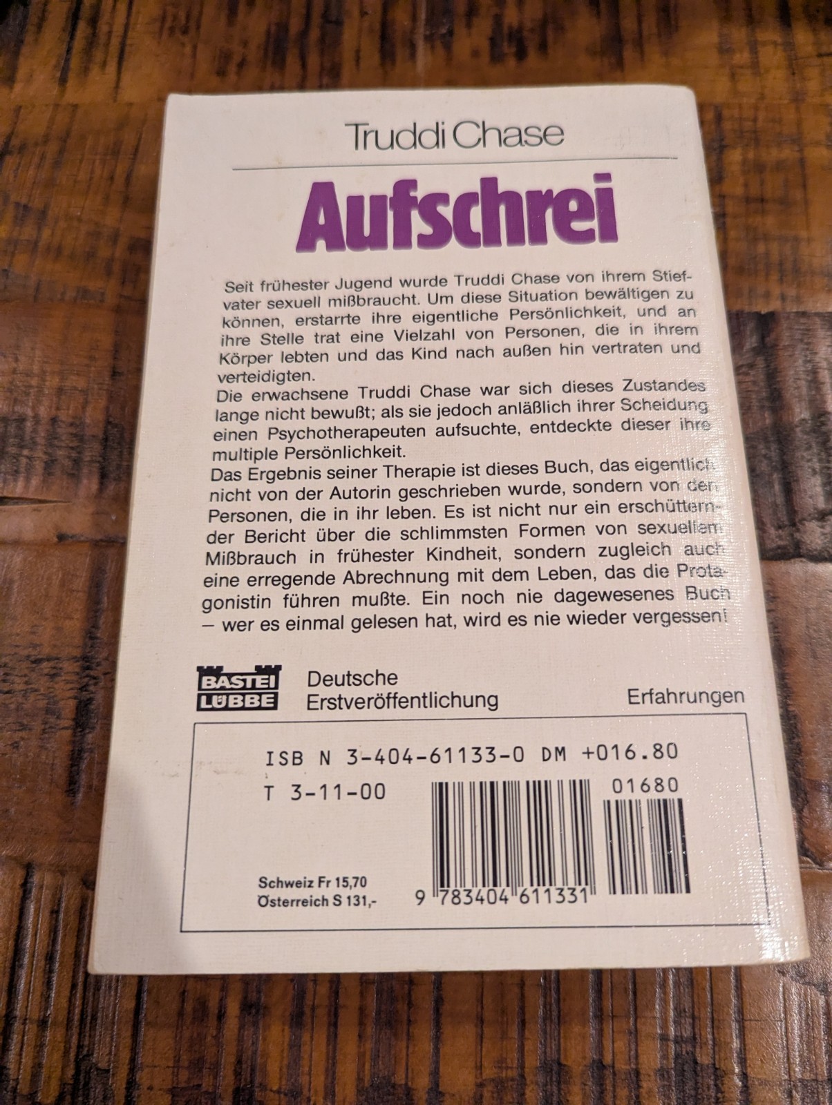 Aufschrei – German Paperback Book by Truddi Chase