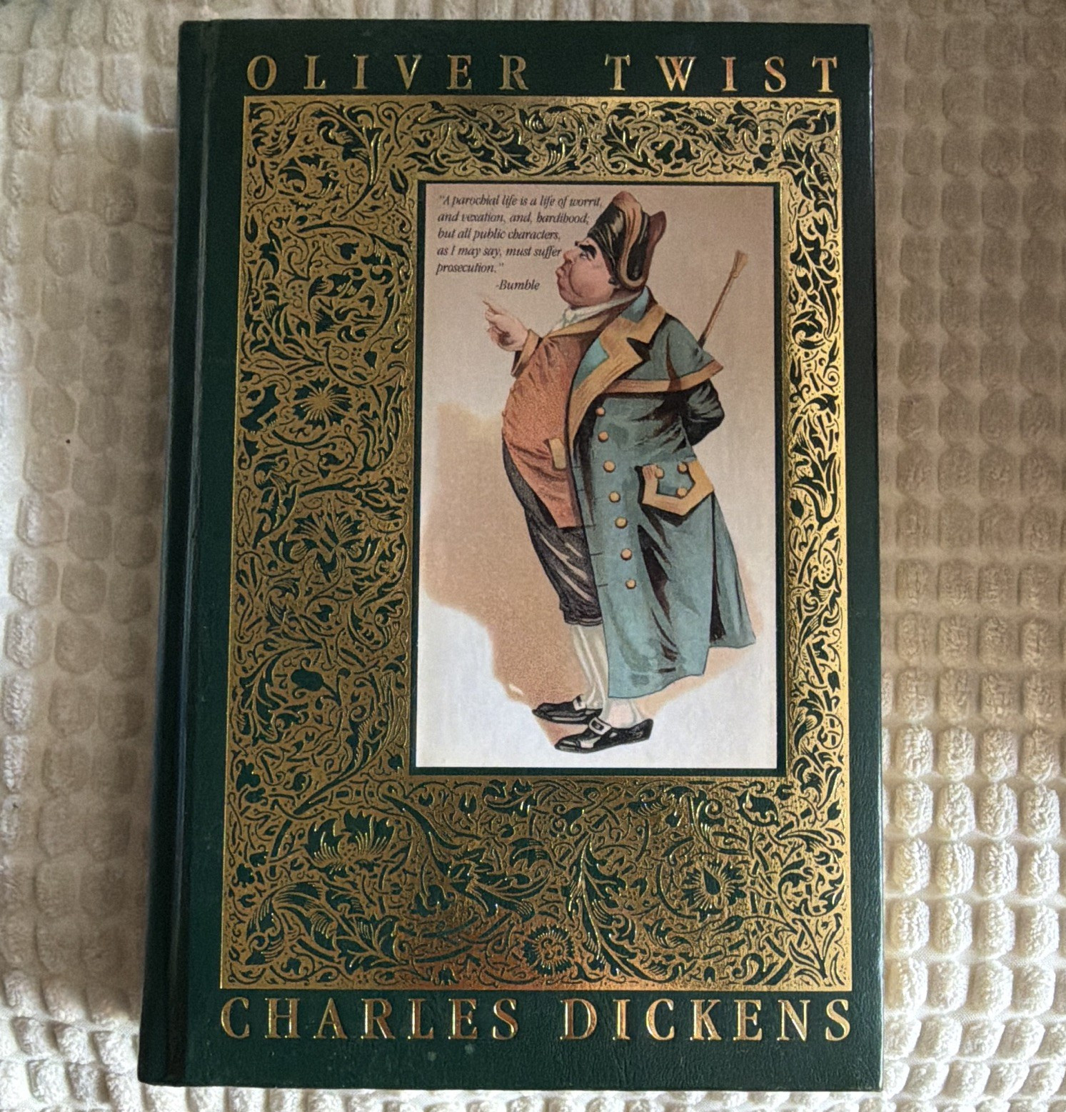 Trident Press International Oliver Twist Charles Dickens HC Deluxe Edition 1999
