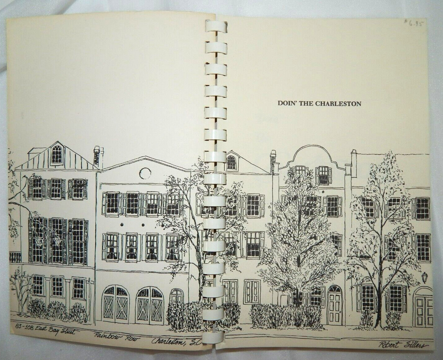 Doin‘ The Charleston ~ A Gourmet’s Guide & Cookbook, Molly Sillers, Vintage 1976