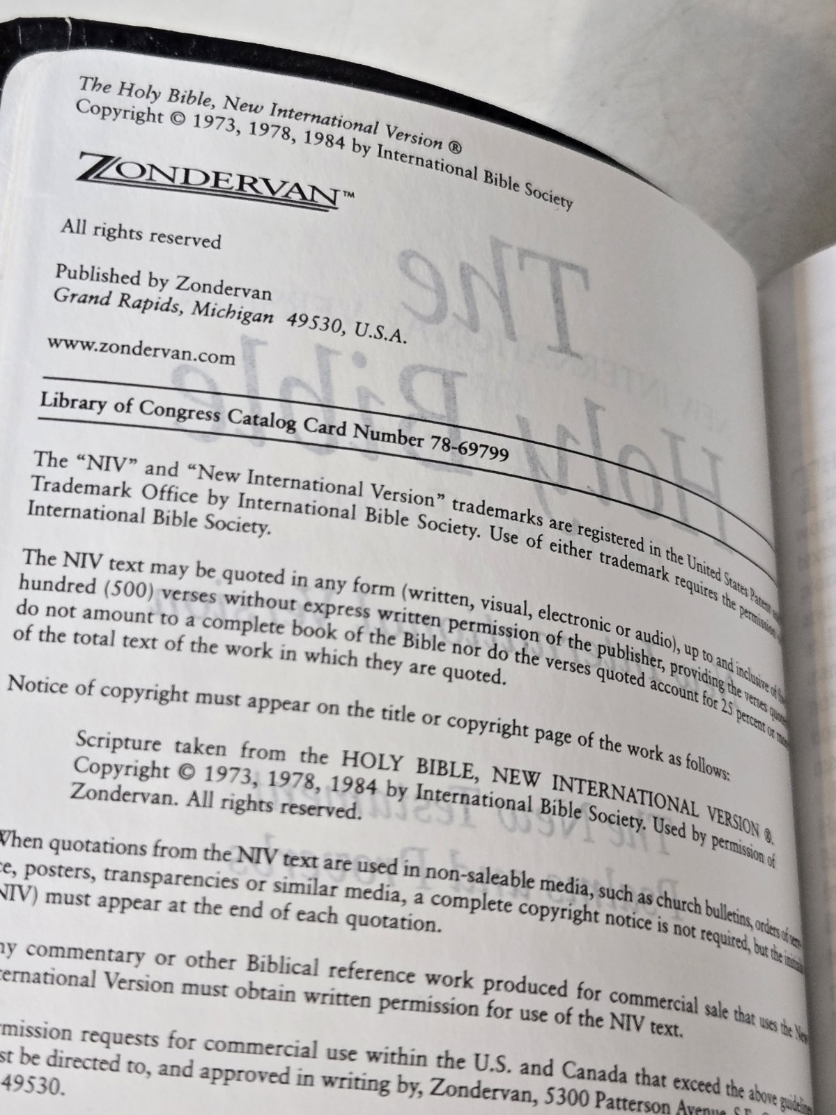 The Holy Bible (New International Version) Compact Pocket Bible Zondervan Book