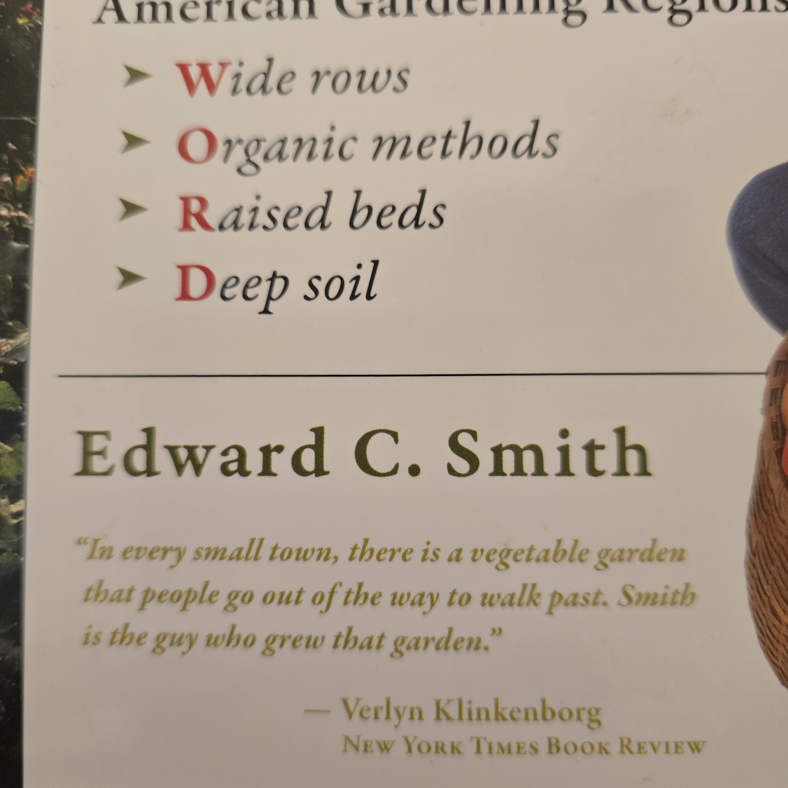 Book, The Vegetable Gardners Bible, Edward C. Smith 2009 352 Pages