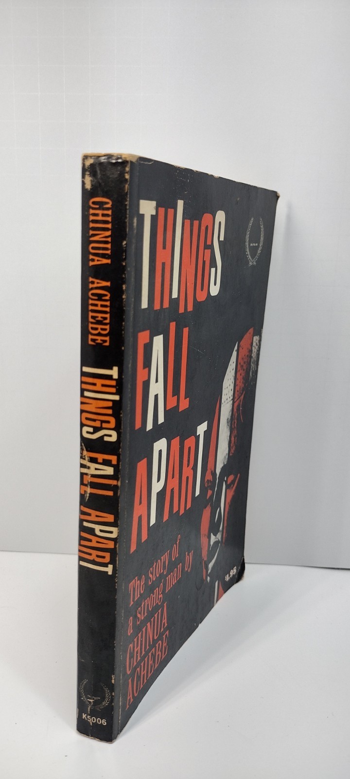 Things Fall Apart by Chinua Achebe – Rare 1st Edition Paperback 1959 Astor Honor