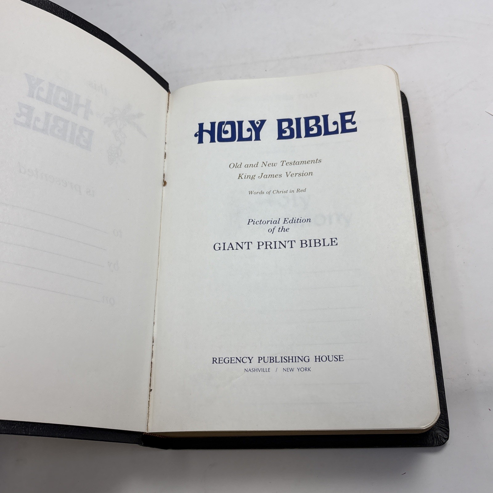 1973 NEW Regency Holy Bible KJV Giant Print Red Letter Edition Black CLEAN