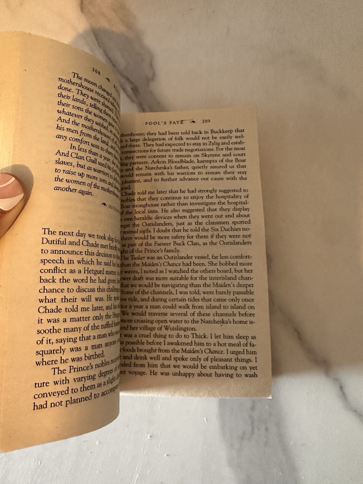 Fool’s Fate (The Tawny Man, Book 3) by Robin Hobb