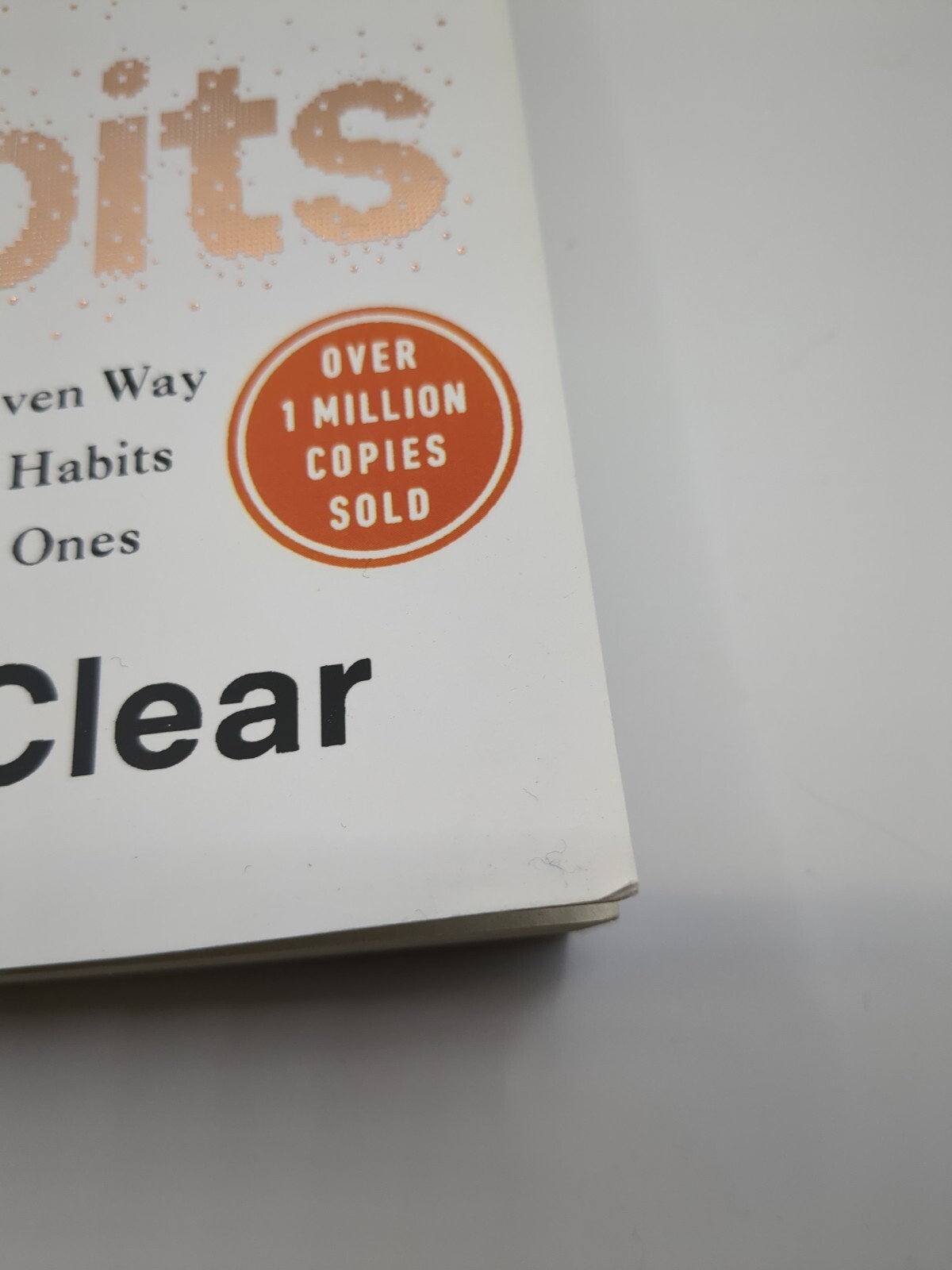 *Atomic Habits* by James Clear Build Good Habits & Break Bad Ones (Paperback).