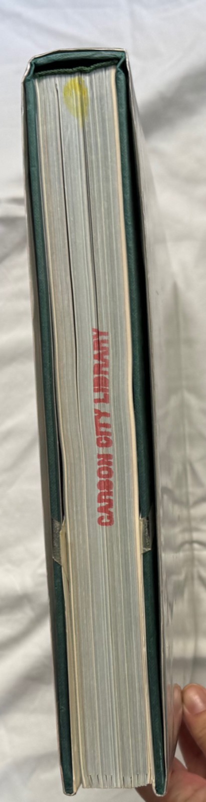 Untamed by Steve Bloom – WILD PHOTOS 2004 Hardcover, ex-library 14.6×11.6×1.5 in
