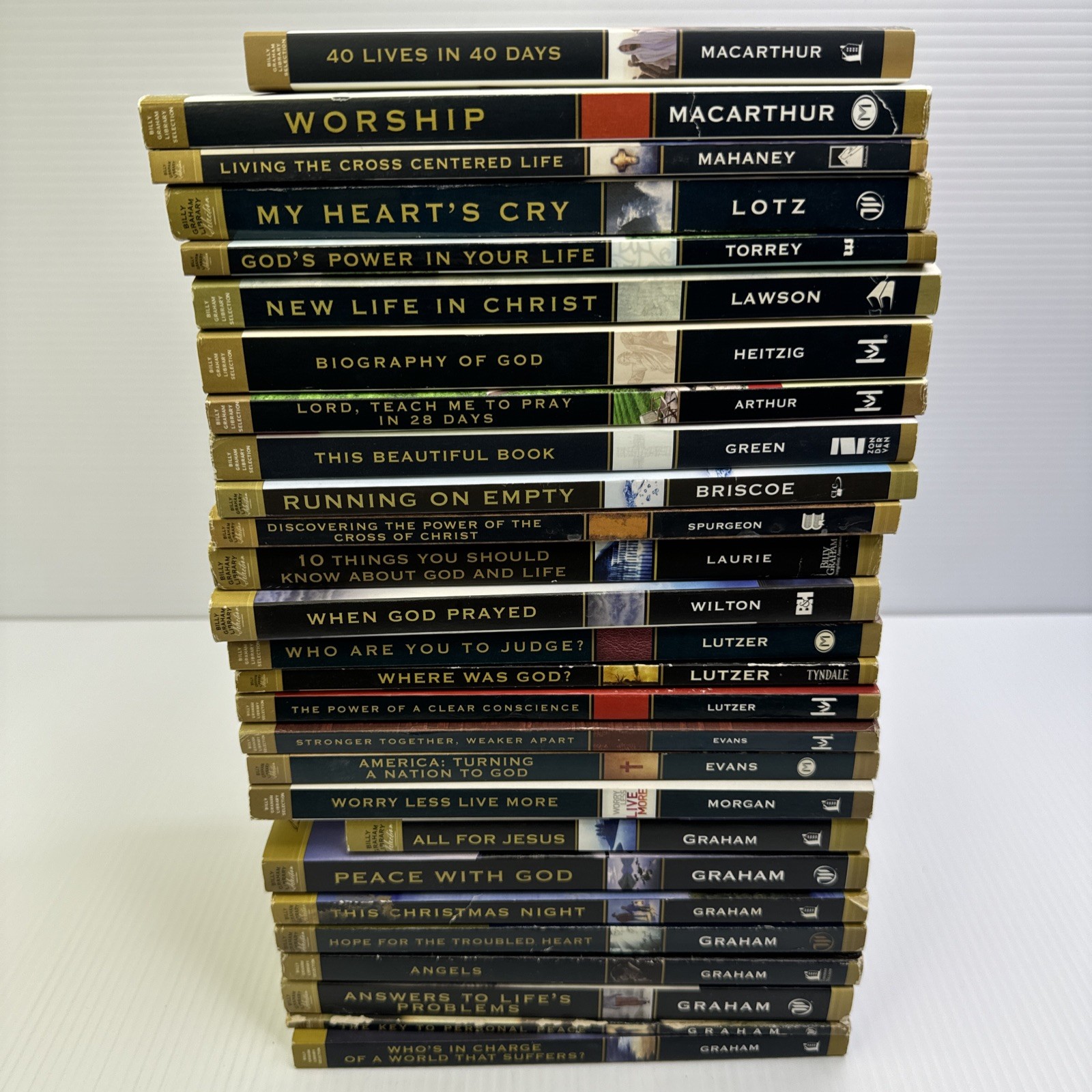 Billy Graham Library Lot of 27 PBs Billy Graham Erwin Lutzer MacArthur Tony Evan
