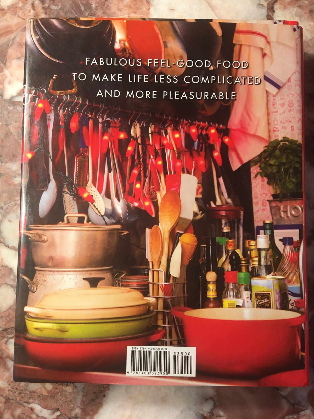 NIGELLA KITCHEN: RECIPES FROM THE HEART OF THE HOME Hardbound Cookbook 487 pages