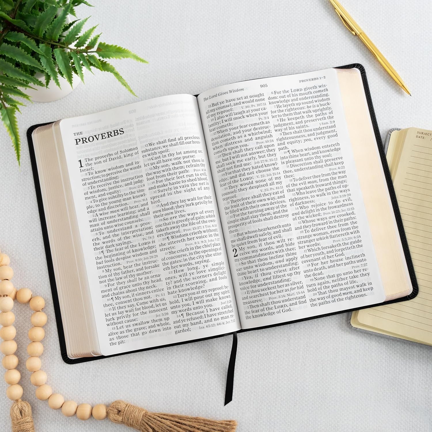 Luxury KJV Bible – Giant Print, Red Letter Edition, Decorative Leather Cover
