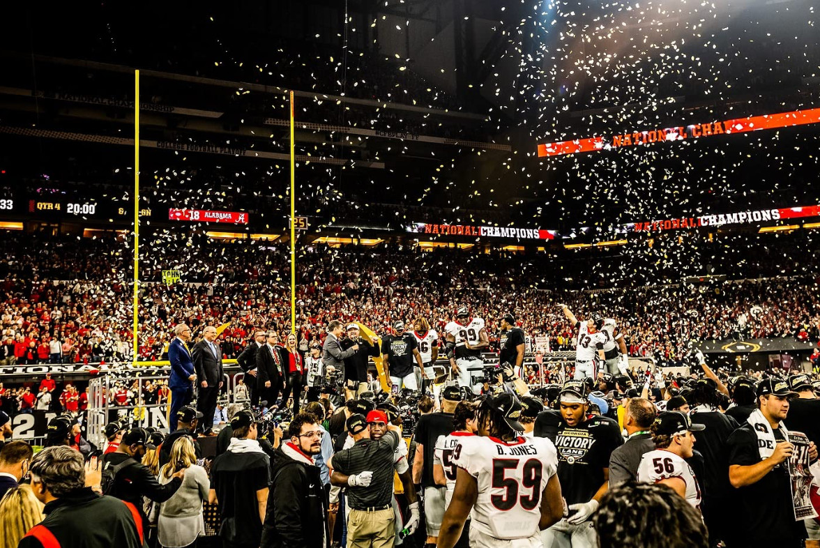 How ‚Bout Them Dawgs! Georgia Football Hardcover Book NEW 2021 Championship
