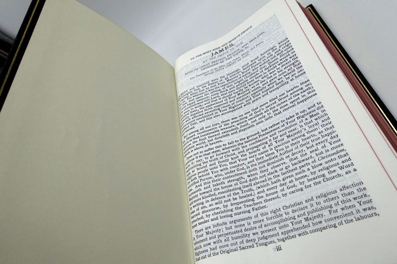 RARE The Cambridge Family Bible Hardcover w/ Box *HAS FLAWS READ DESCRIPTION*