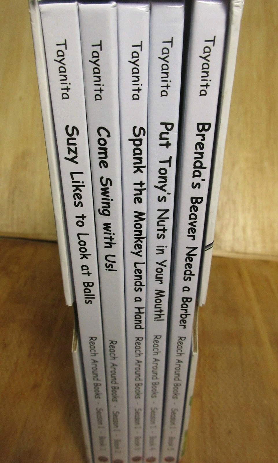 Reach Around Books Season One–All 5 Books–with Sleeve Container 2016