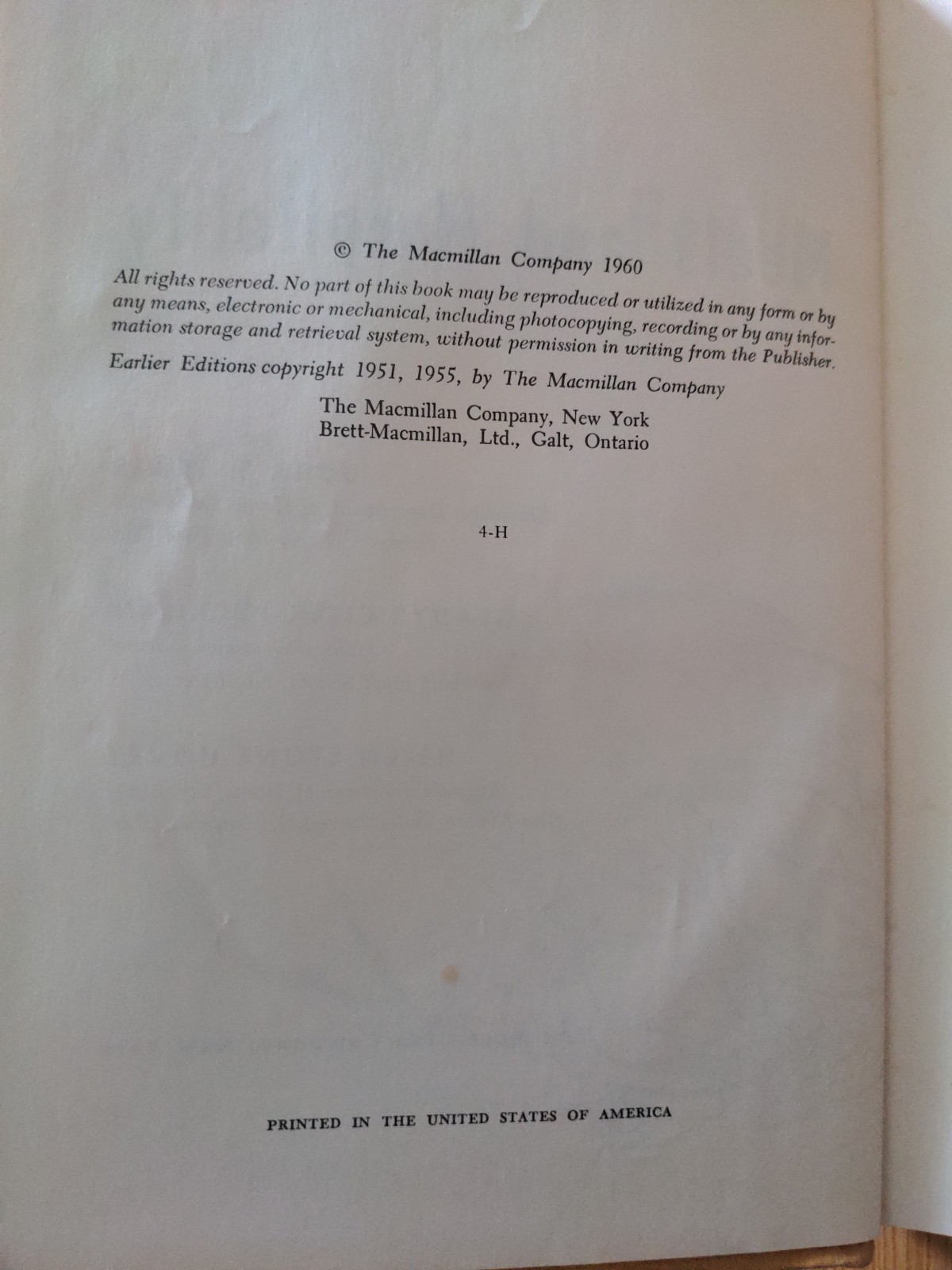 Family Meals And Hospitality By The Macmillan Company:New York HC Textbook 1960