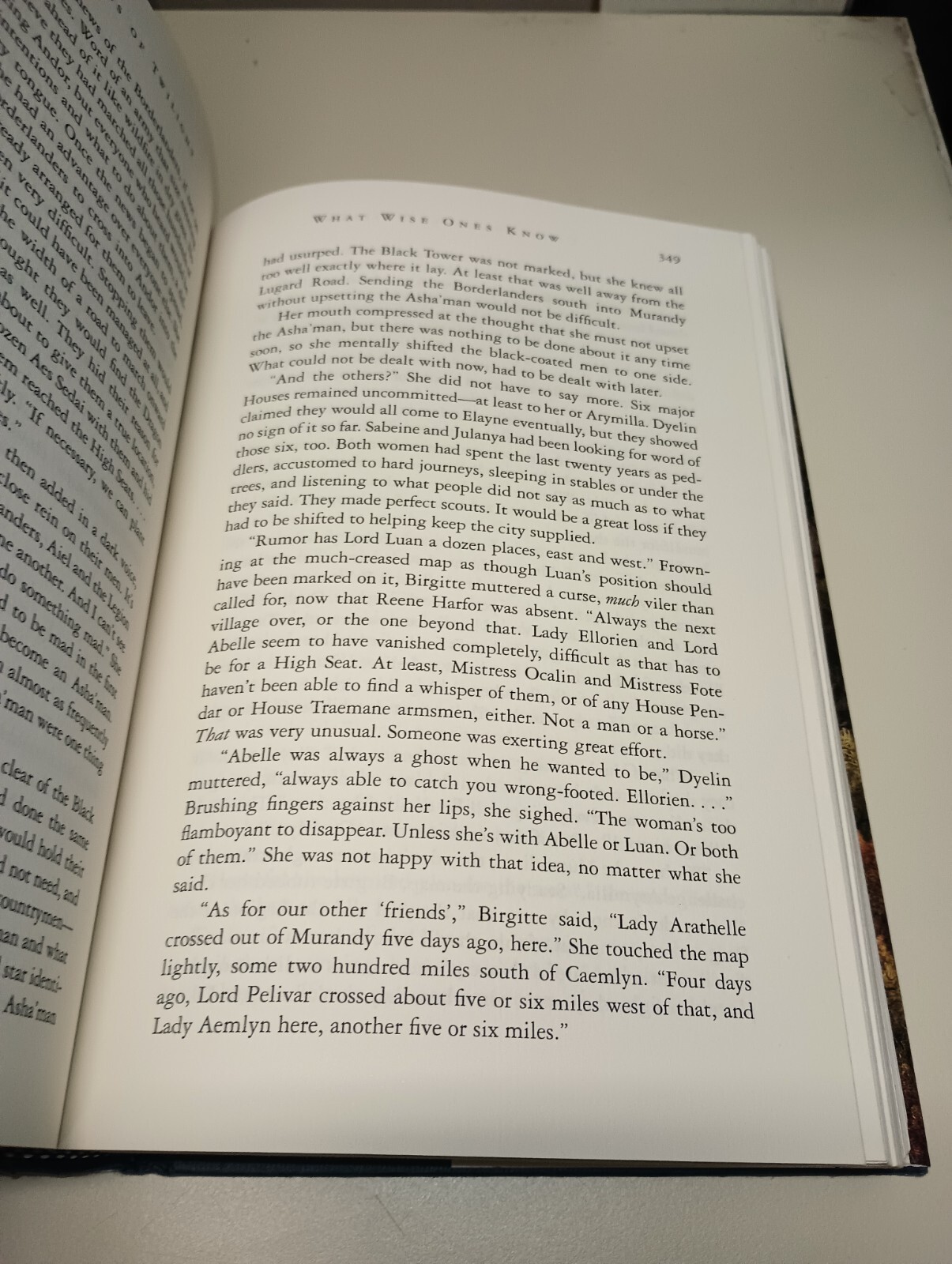 Wheel of Time Ser.: Crossroads of Twilight : Book Ten of ‚the Wheel of Time‘ by