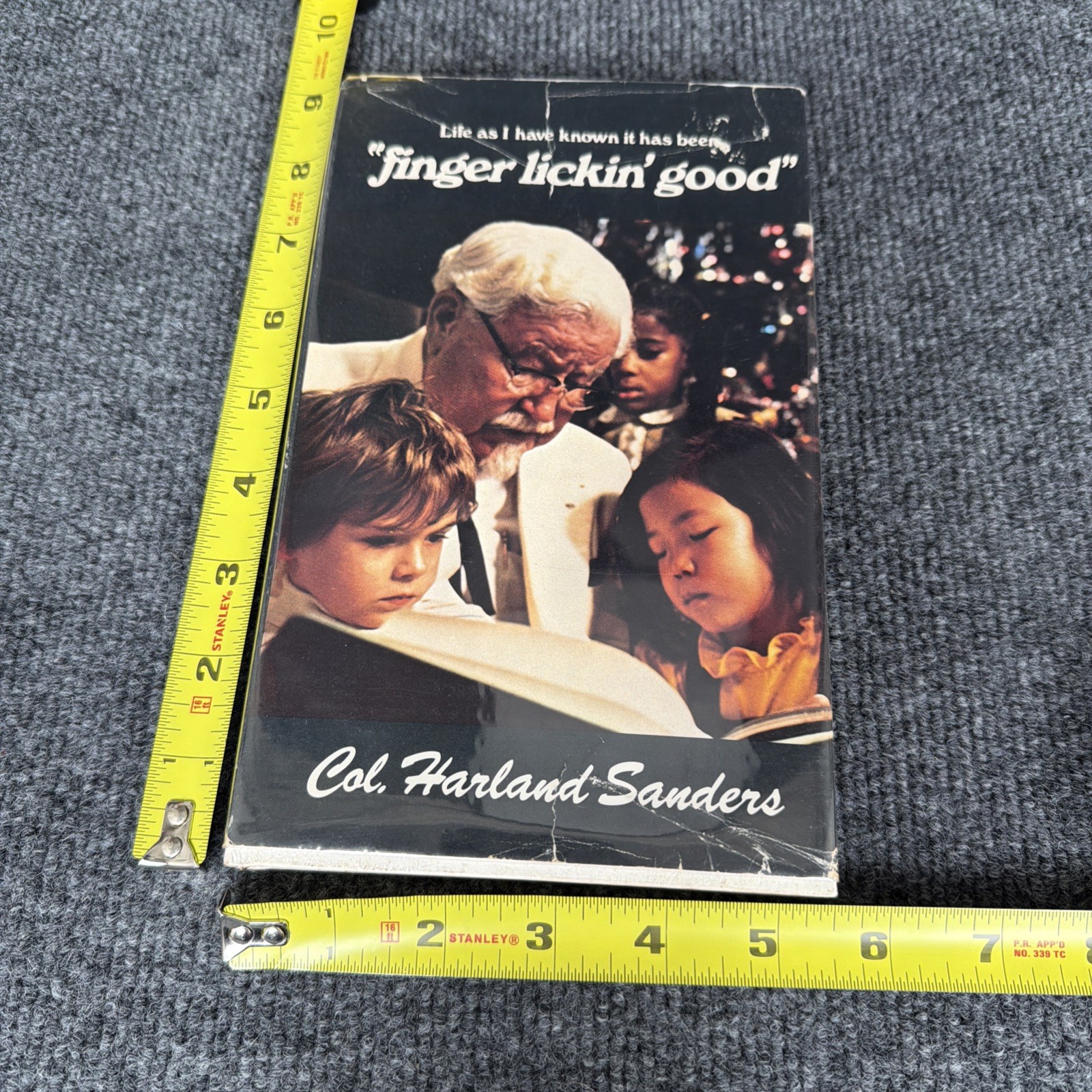 Life As I Have Known It Has Been Finger Lickin‘ Good by Col Harland Sanders 1974
