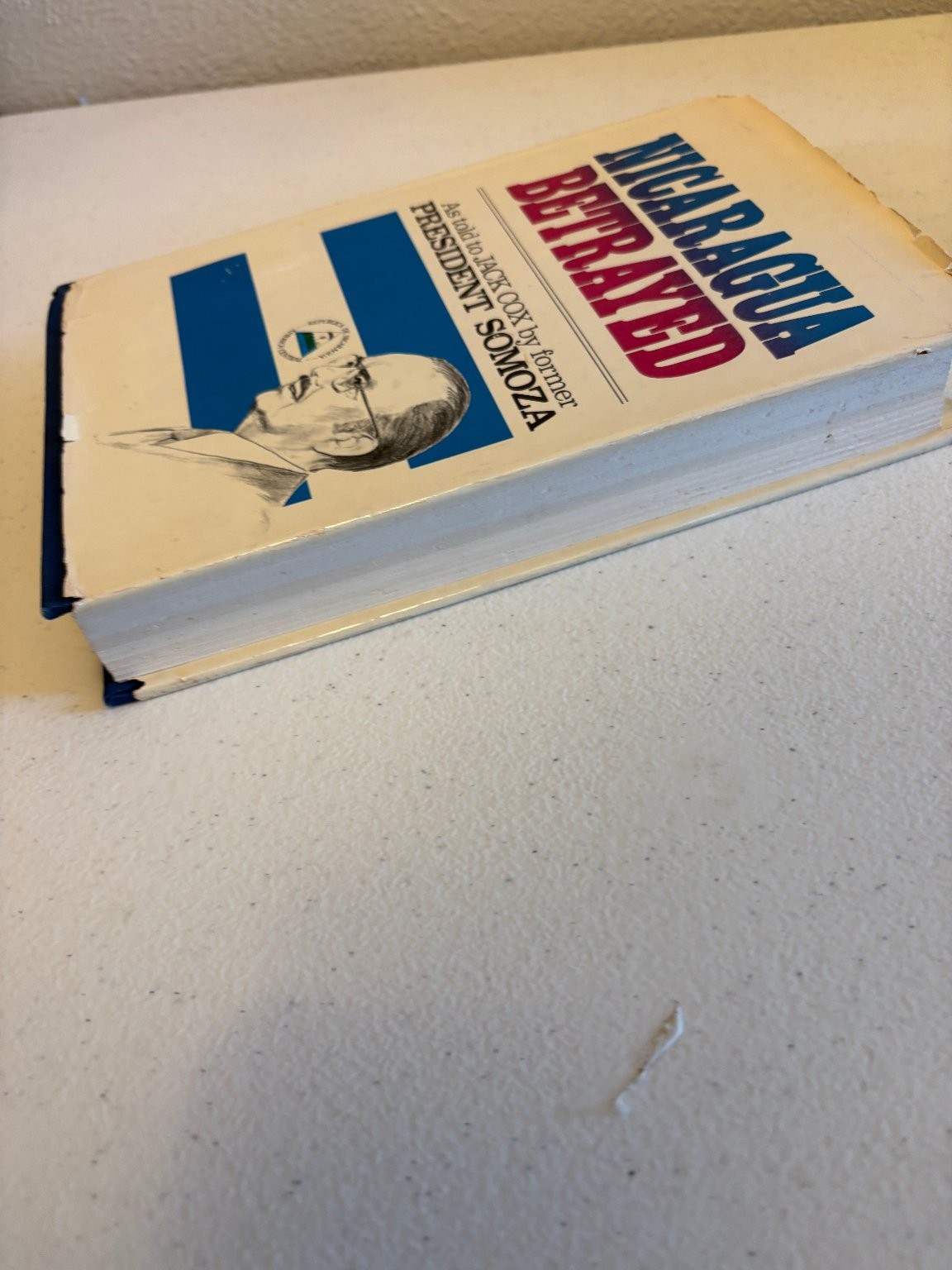 Nicaragua Betrayed Somoza Cox 1980 Western Islands Political History HC