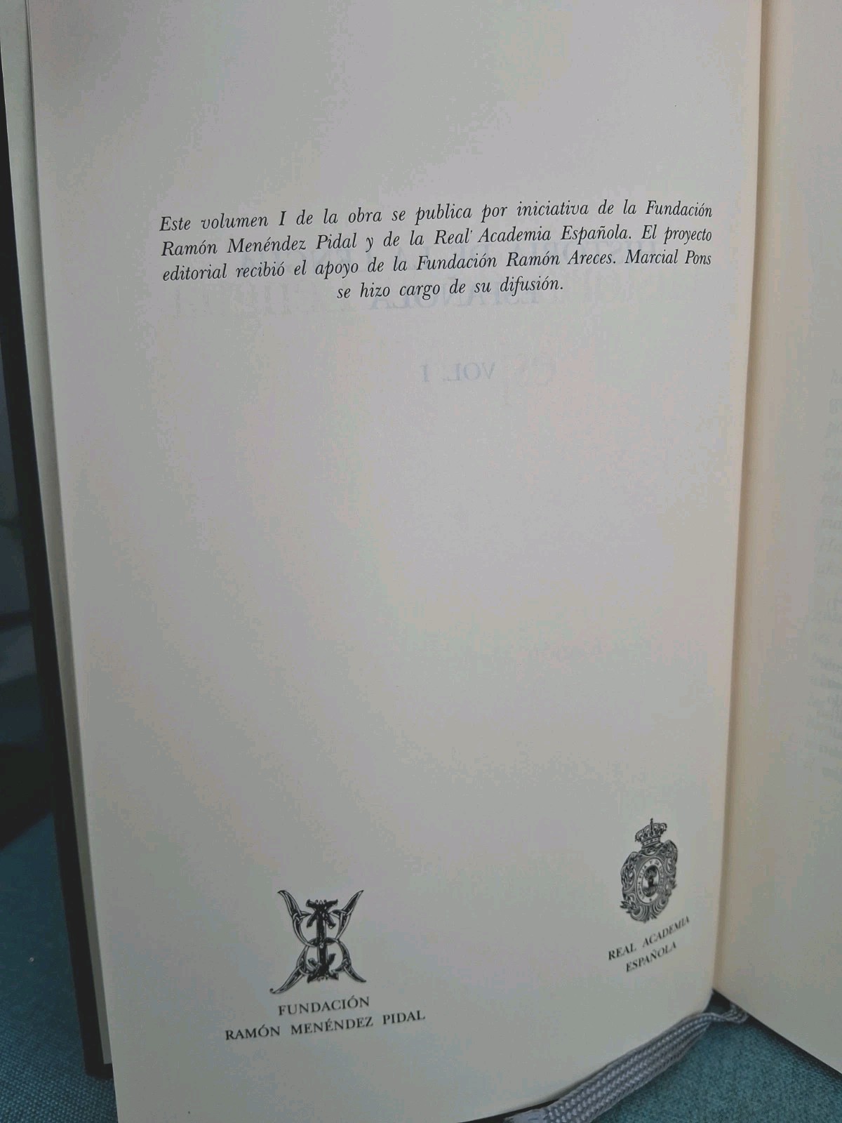 Historia de La Lenqua Espanola by Ramon Menedez Pidal Volums I & II w/ Case