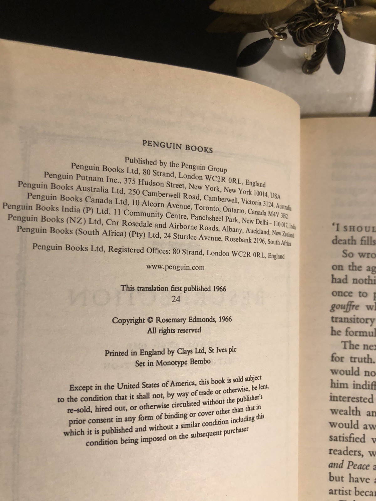 Leo Tolstoy Resurrection Penguin Classics UK 2004 Edition VG
