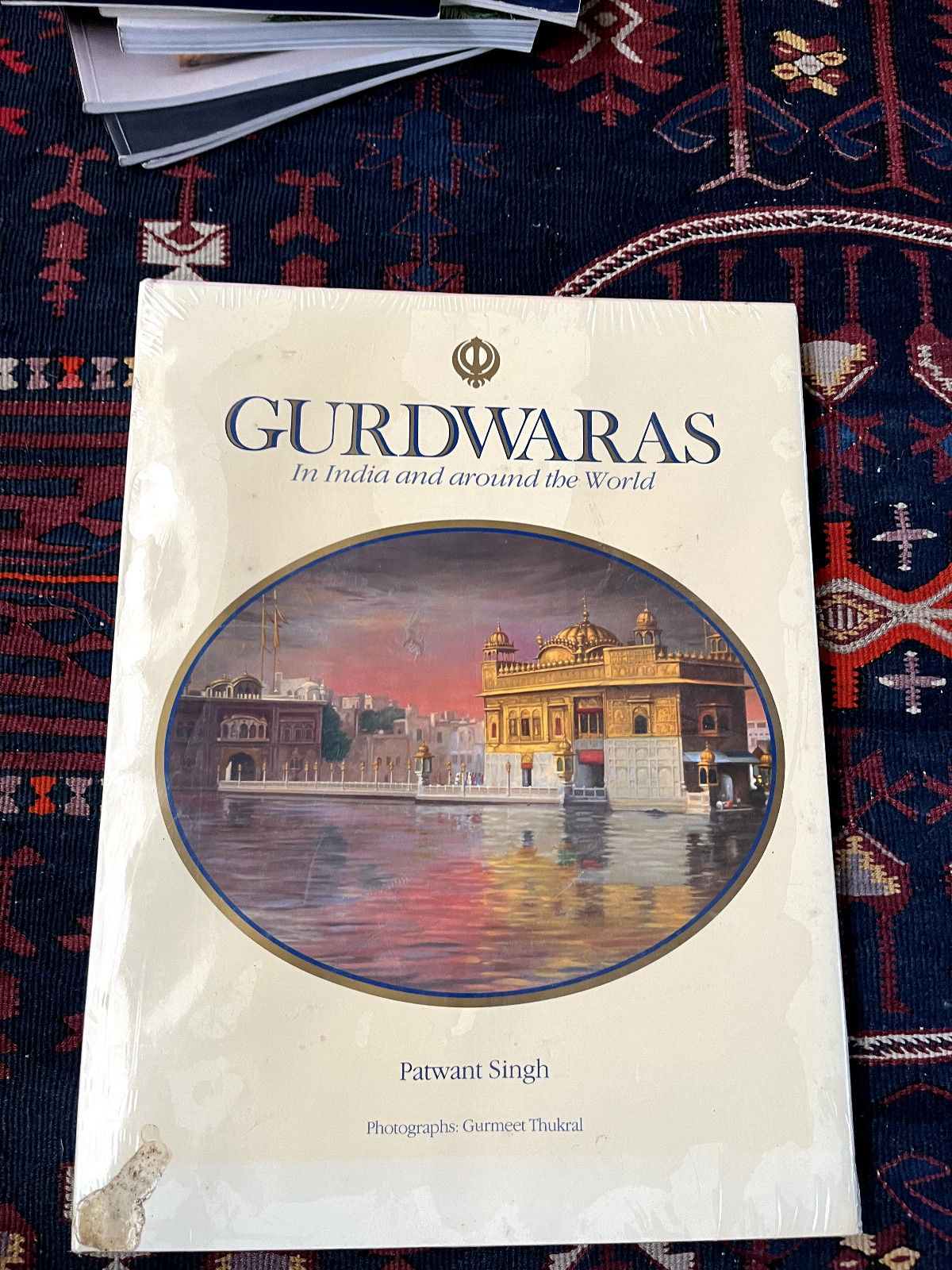 Gurdwaras in India and around the World Patwant Singh