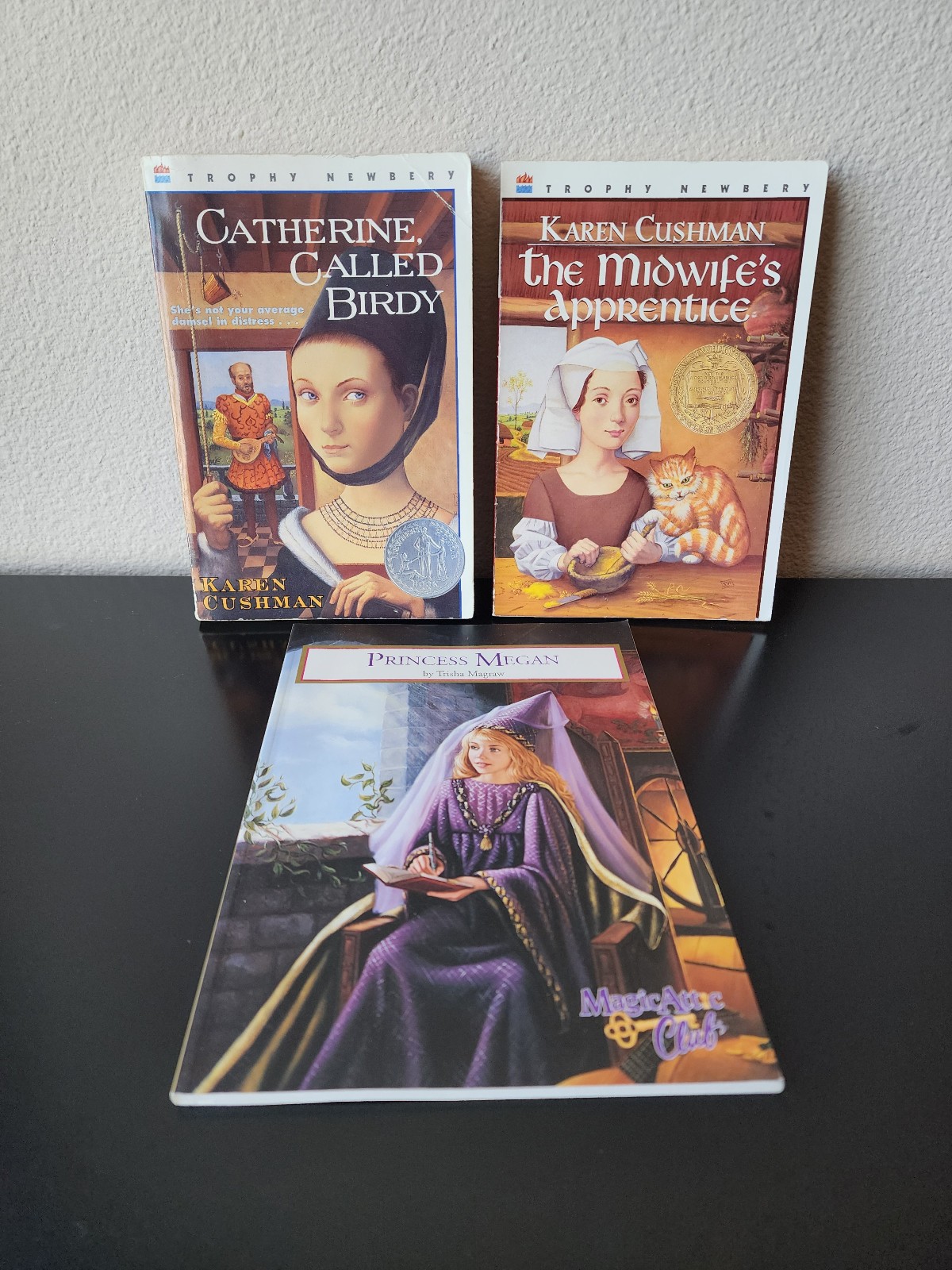 Girls‘ Historical Fiction & Fantasy 3 Book Lot Newbery Winners Magic Attic Club