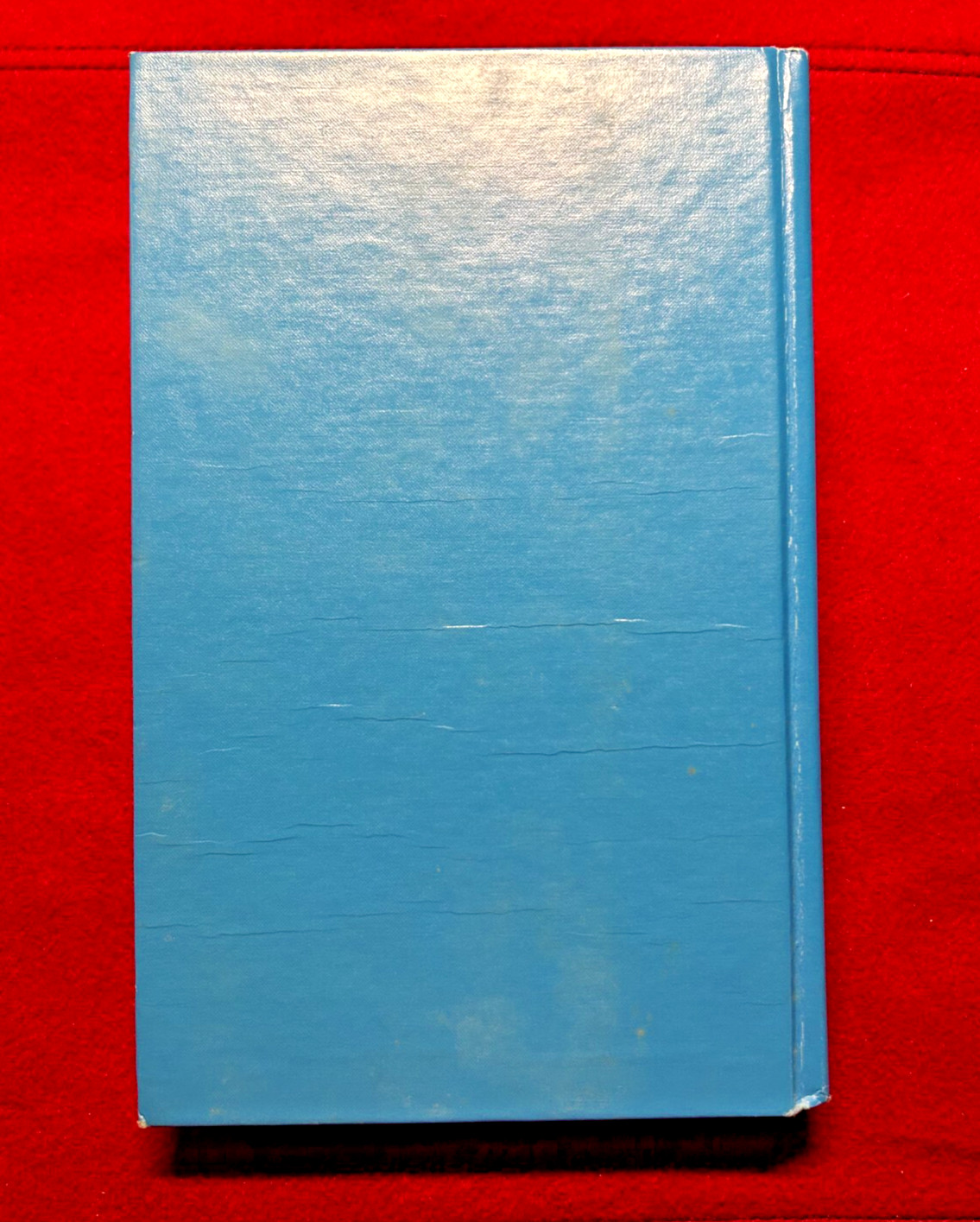 Blue Book Illustrated Price Guide to Collectible and Useable Cameras 2nd Mast Ed