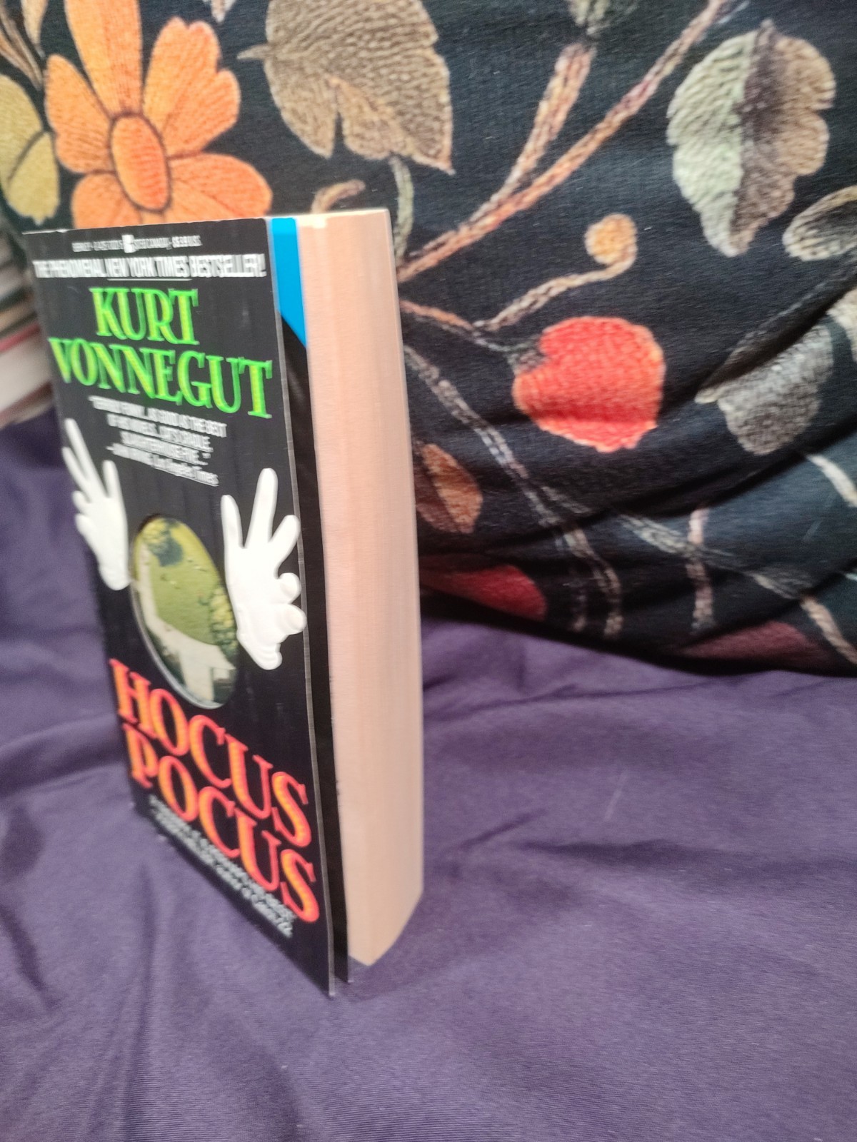 Hocus Pocus By Kurt Vonnegut 1990 NYT Bestseller Comedy Satire Classic