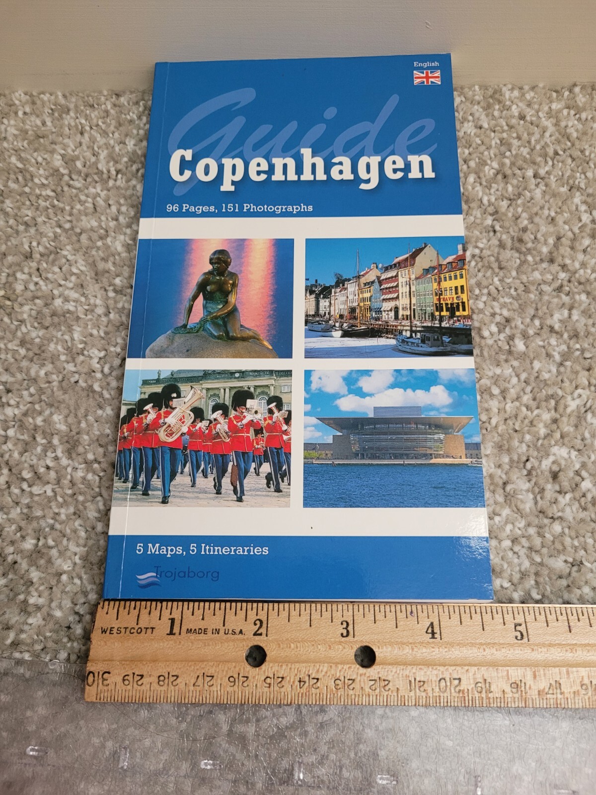 GUIDE TO COPENHAGEN – ENGLISH – 96 PAGES, 151 PHOTOGRAPHS -TROJABORGS FORLAG