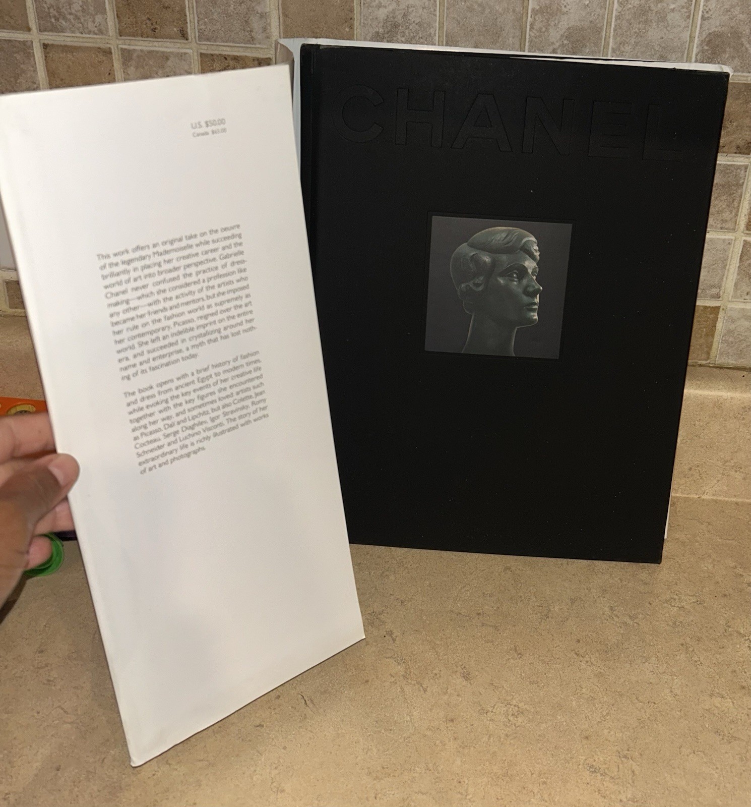 Chanel – Jean Leymarie – 2011 hardcover Preowened