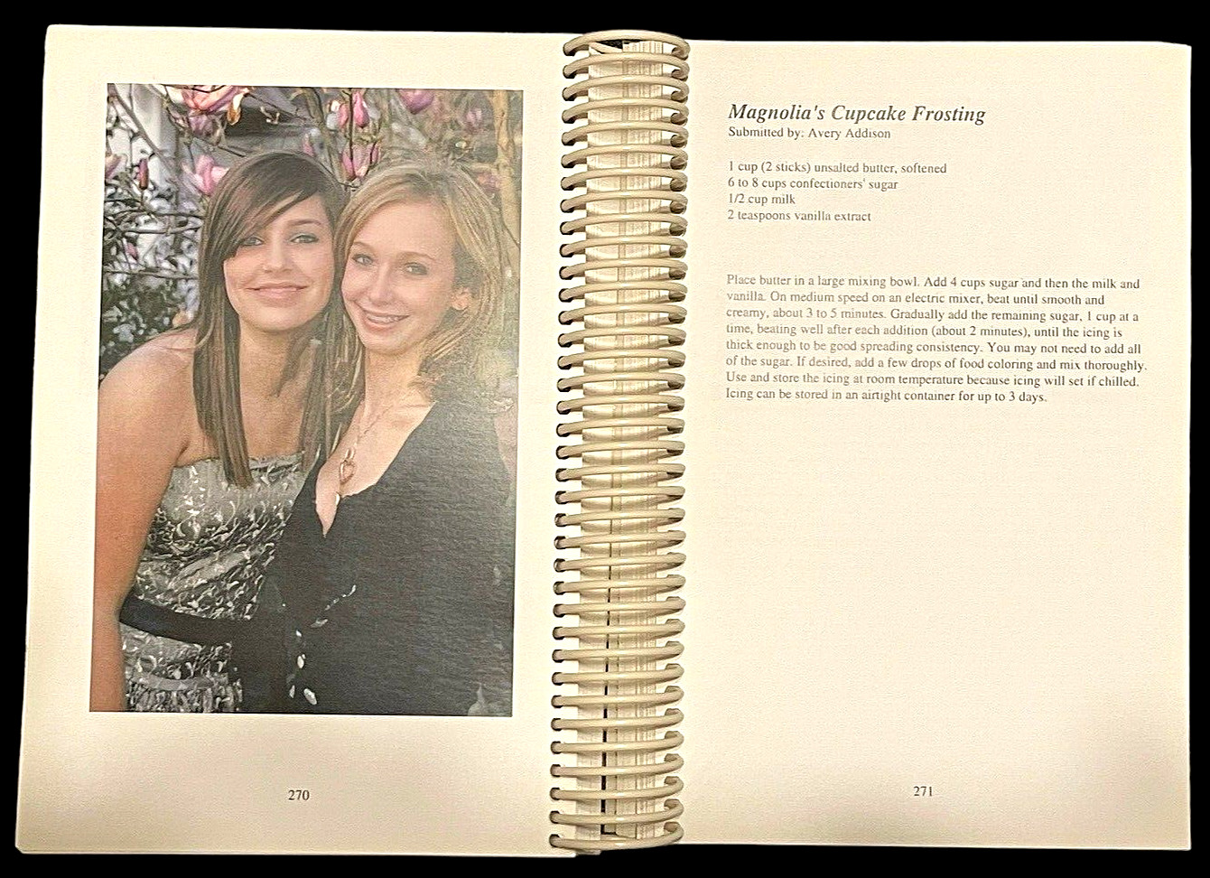 Rare Cookbook 100’s Of Family Recipes 398 Pages Flip Flops & Mish Mash, Spiral