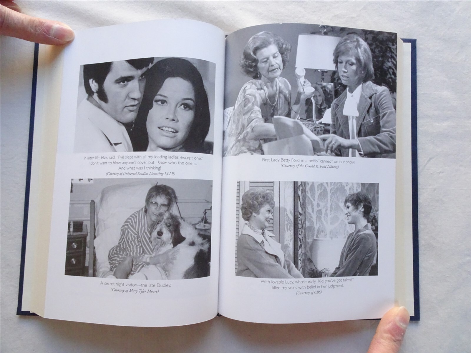 Growing Up Again, Mary Tyler Moore, First Edition, Dust Jacket, SIGNED, 2009