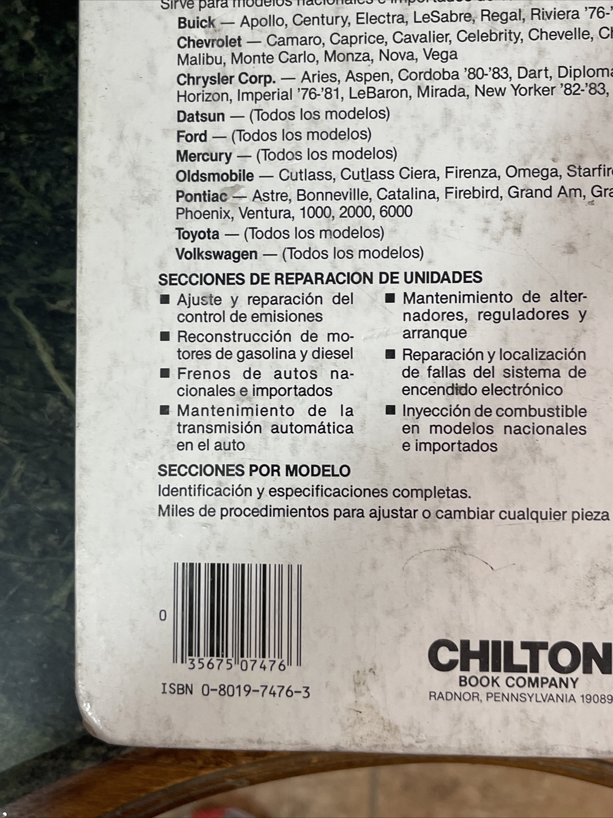Chilton’s Spanish-Language Auto Repair Manual 1976-83 (Chilton’s Spanish-Langu..