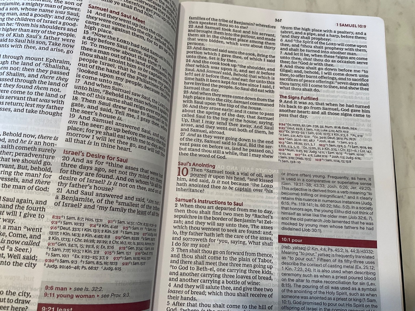 KJV Word Study Reference Bible Comfort Print Black Leather-Soft