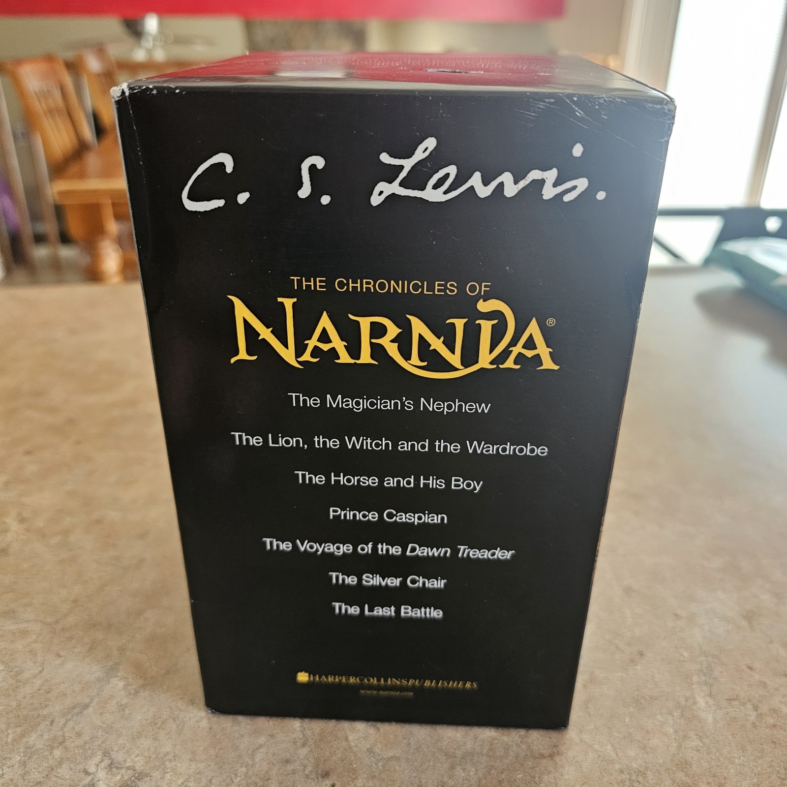 THE CHRONICLES OF NARNIA C. S. Lewis Series 7-Book Boxed Set