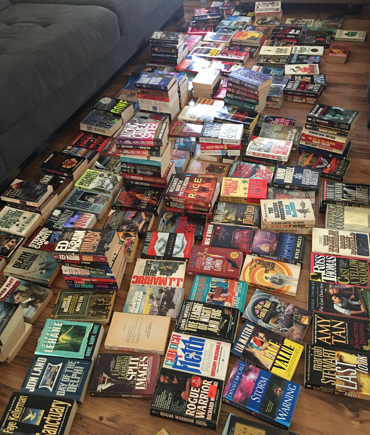 Lot Of 20 Suspense Crime Mystery Thriller Fiction Paperback Books Random Mix Lot