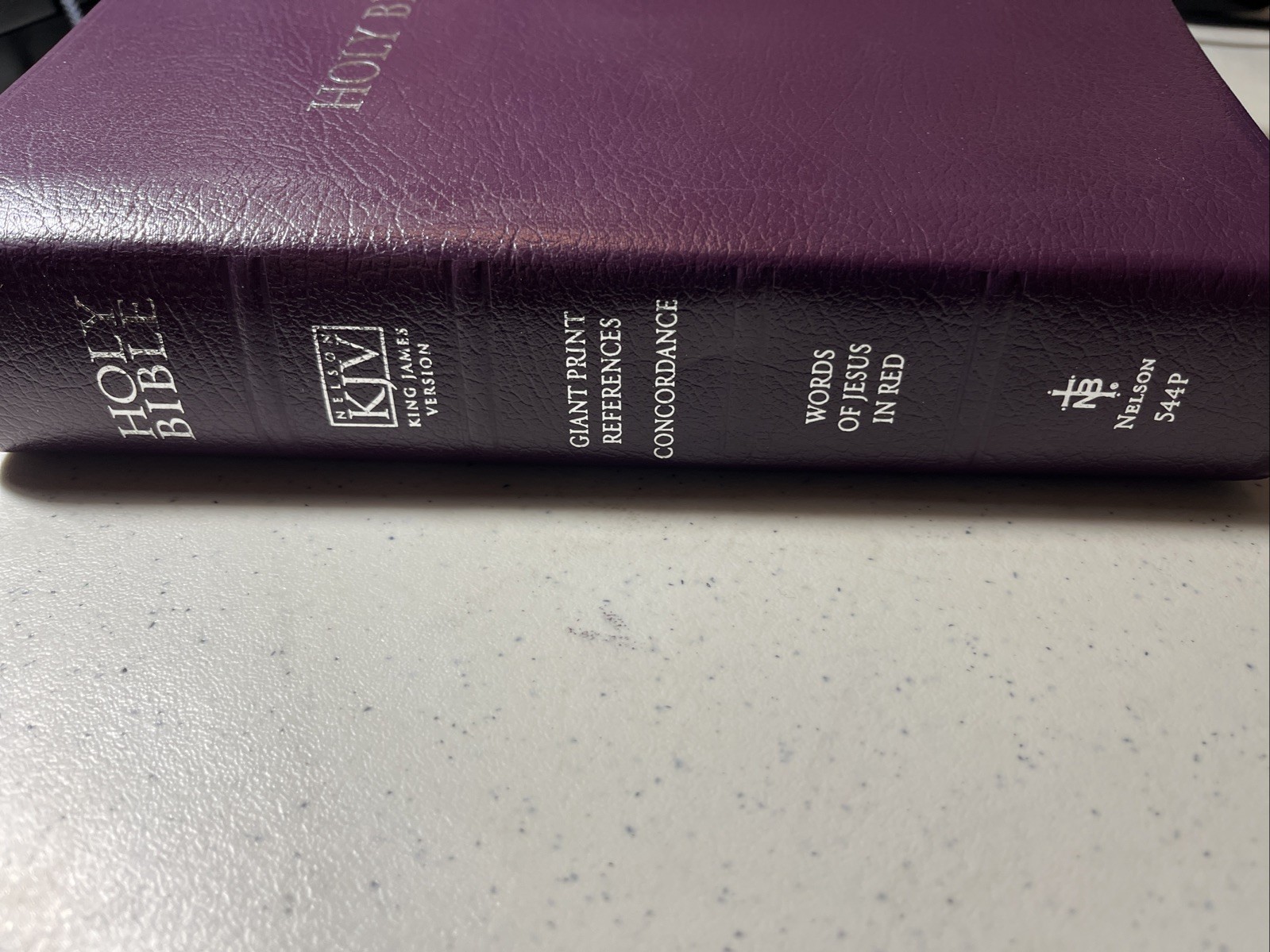 The Holy Bible Old And New Testaments In The King James Version | Thomas Nelson