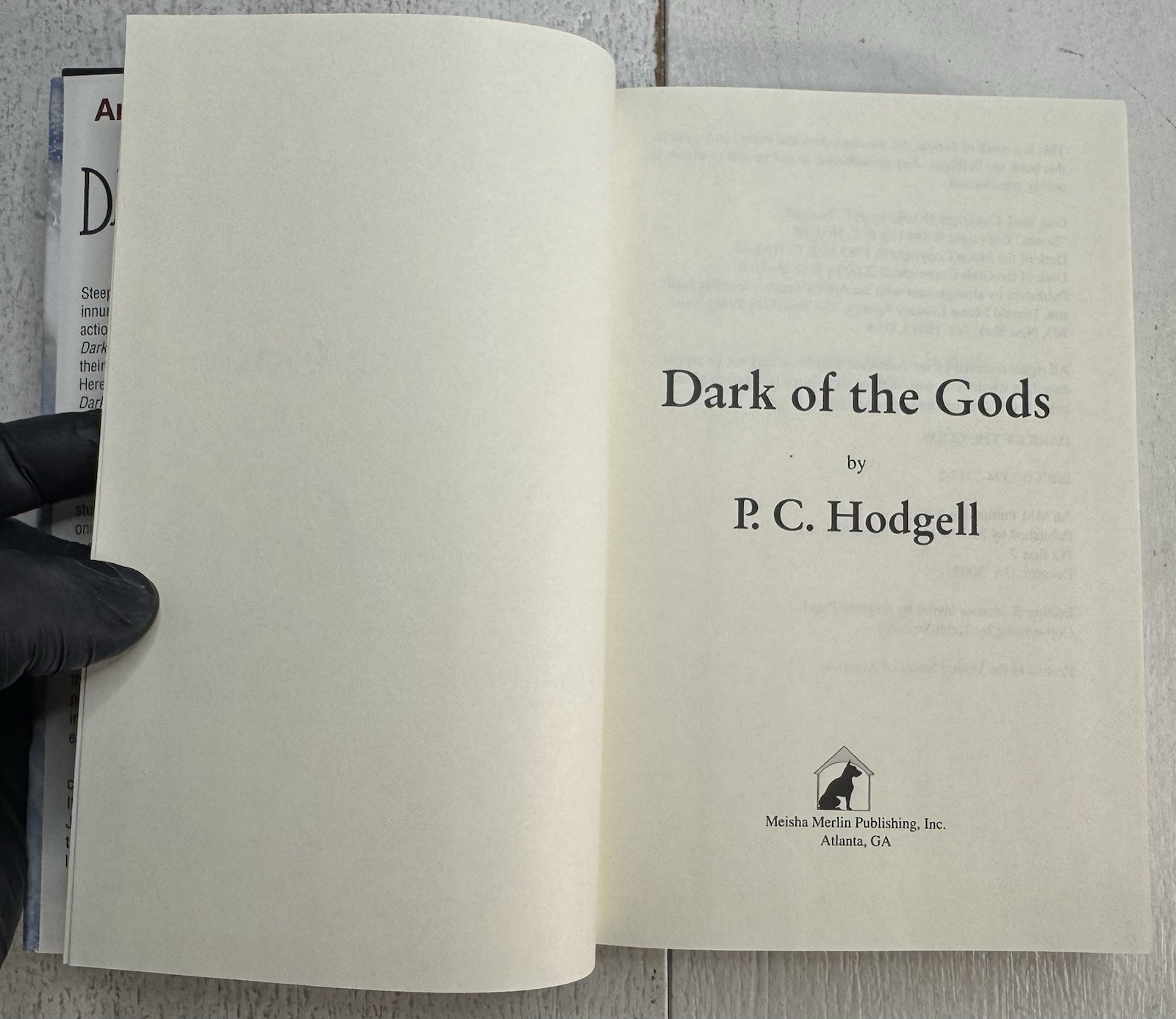 Dark Of The Gods – P.C. Hodgell (2000 HC Book w/DJ) LN Cond.