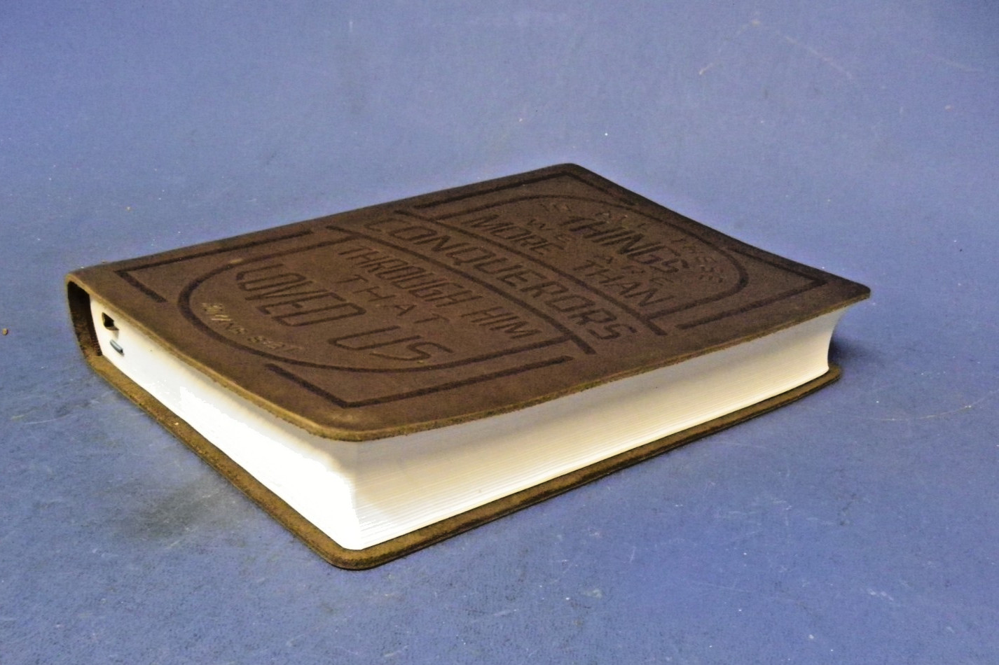 The Holy Bible The Old & New Testament King James Version Red-Letter Edition EC