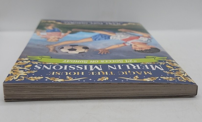 Magic Tree House (R) Merlin Mission Ser.: Soccer on Sunday by Mary Pope Osborne