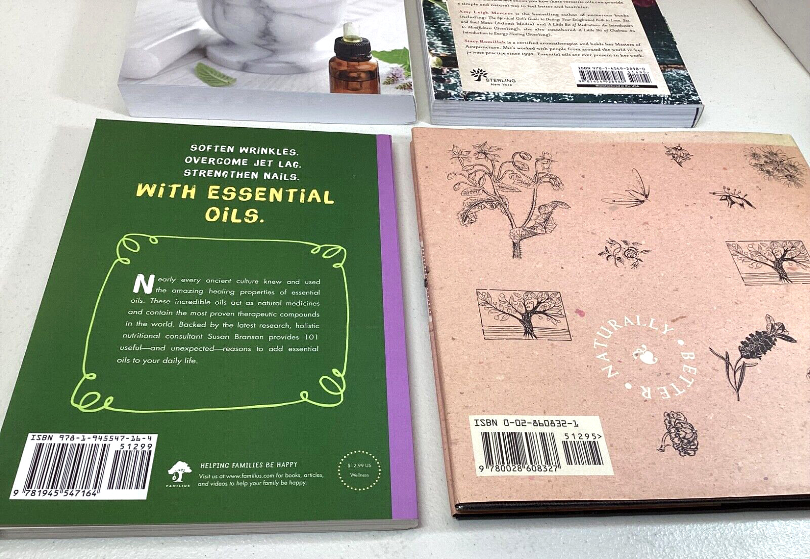 Essential Oils Handbooks Therapeutic, Recipes, Amazing Uses Lot of 4 Softcovers