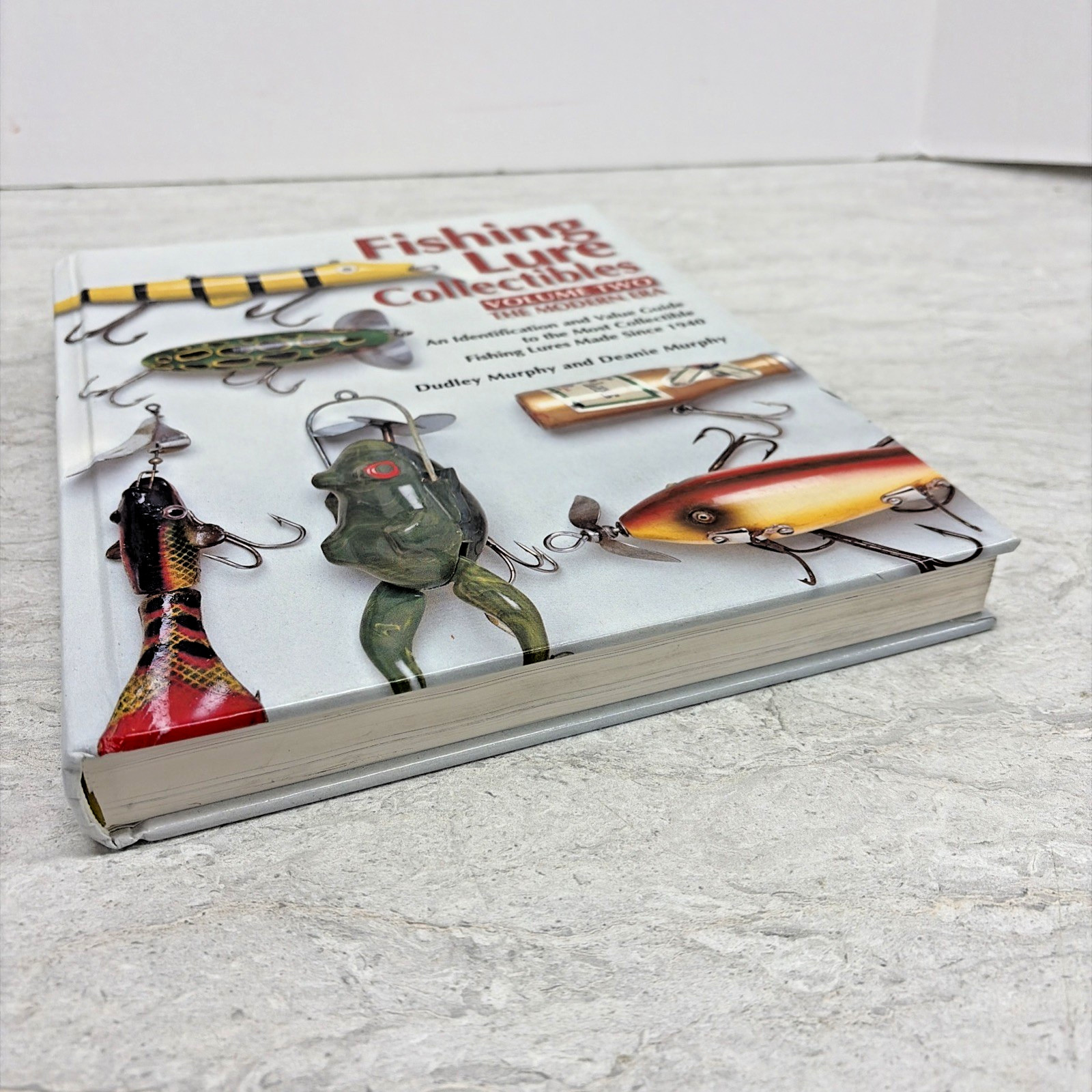Fishing Lure Collectibles Modern Era Vol 2 Color Pictures HC Book 412 Pages