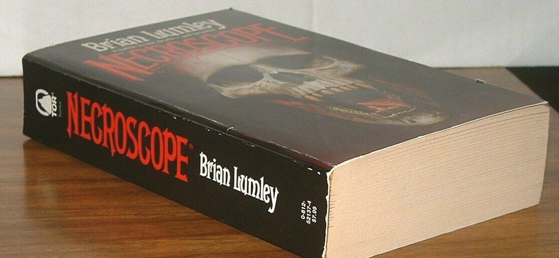 Reduced! BRIAN LUMLEY Necroscope#1 *NEAR BRAND NEW*TOR PB BOB EGGLETON COVER ART